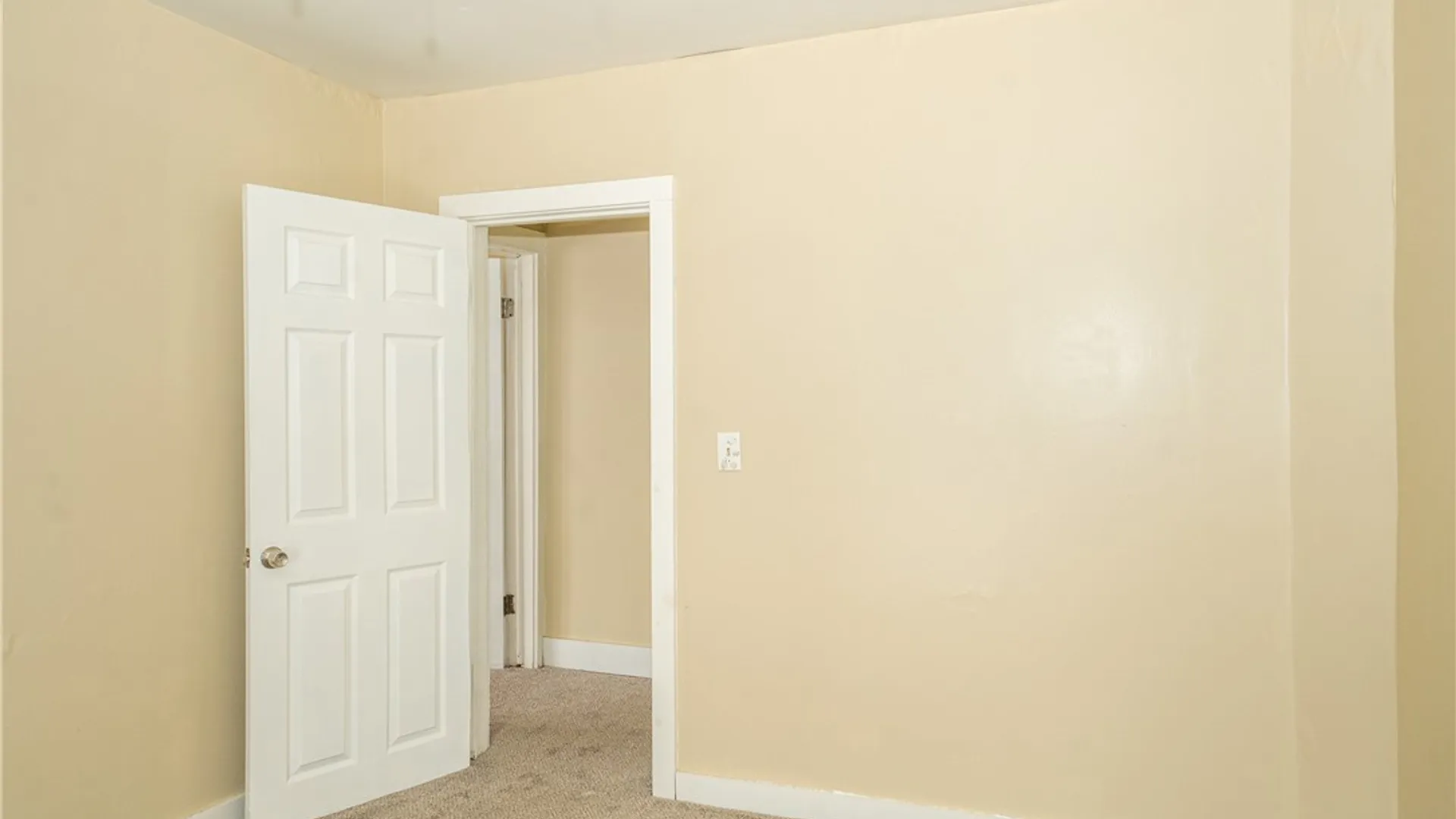 Property at 17 Harold Place, Lancaster, NY 14086 18