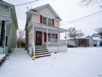 Property at 17 Harold Place, Lancaster, NY 14086