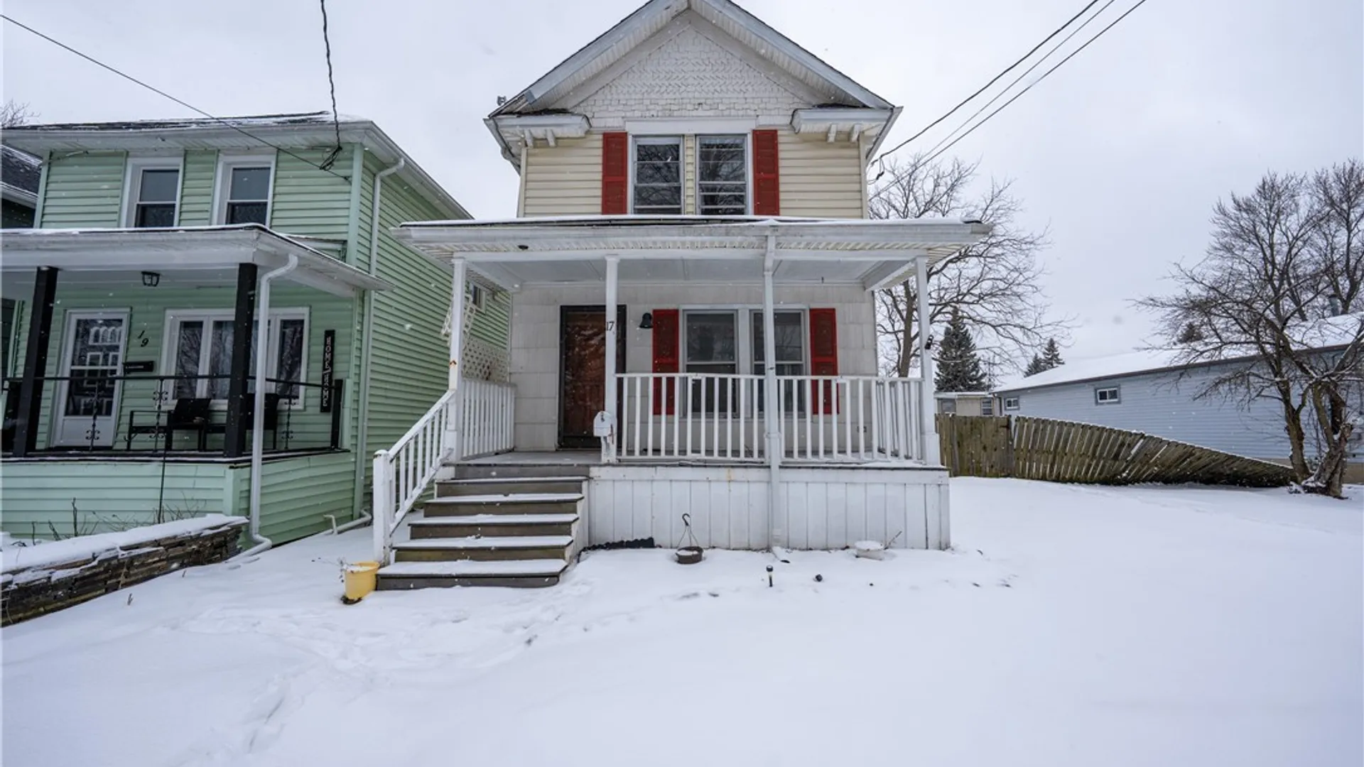 Property at 17 Harold Place, Lancaster, NY 14086 2