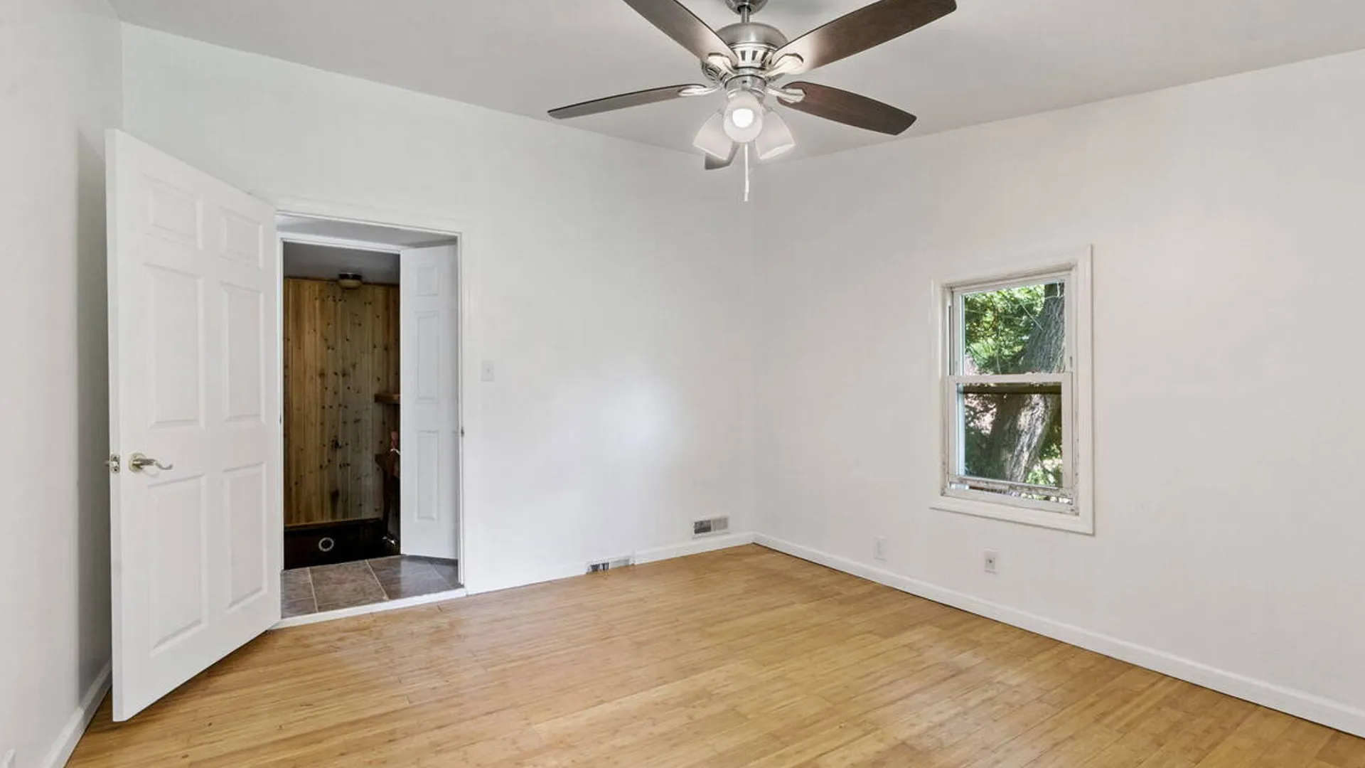 Property at 31 Hidley Avenue, North Greenbush, NY 12198 22