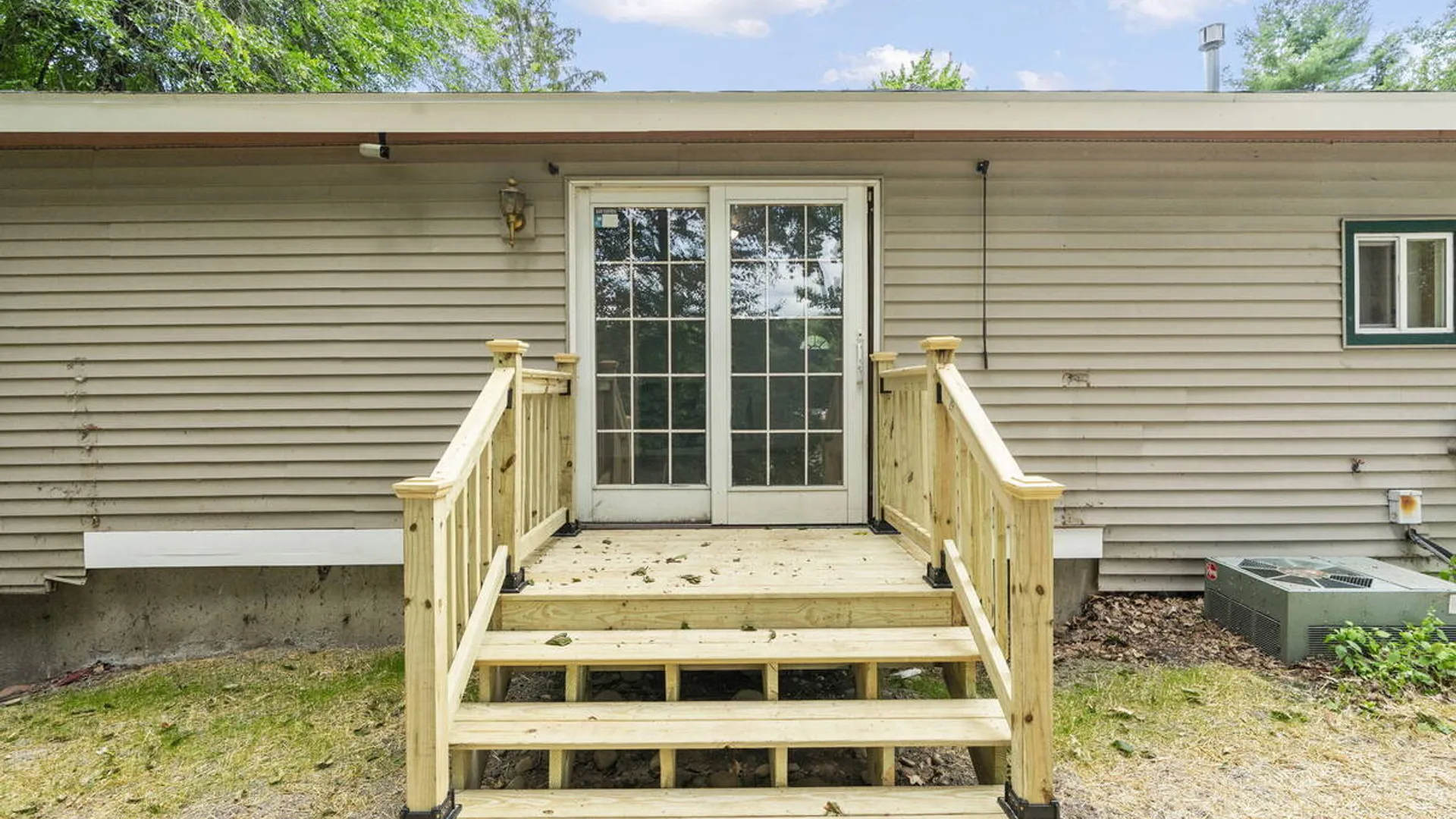 Property at 31 Hidley Avenue, North Greenbush, NY 12198 34