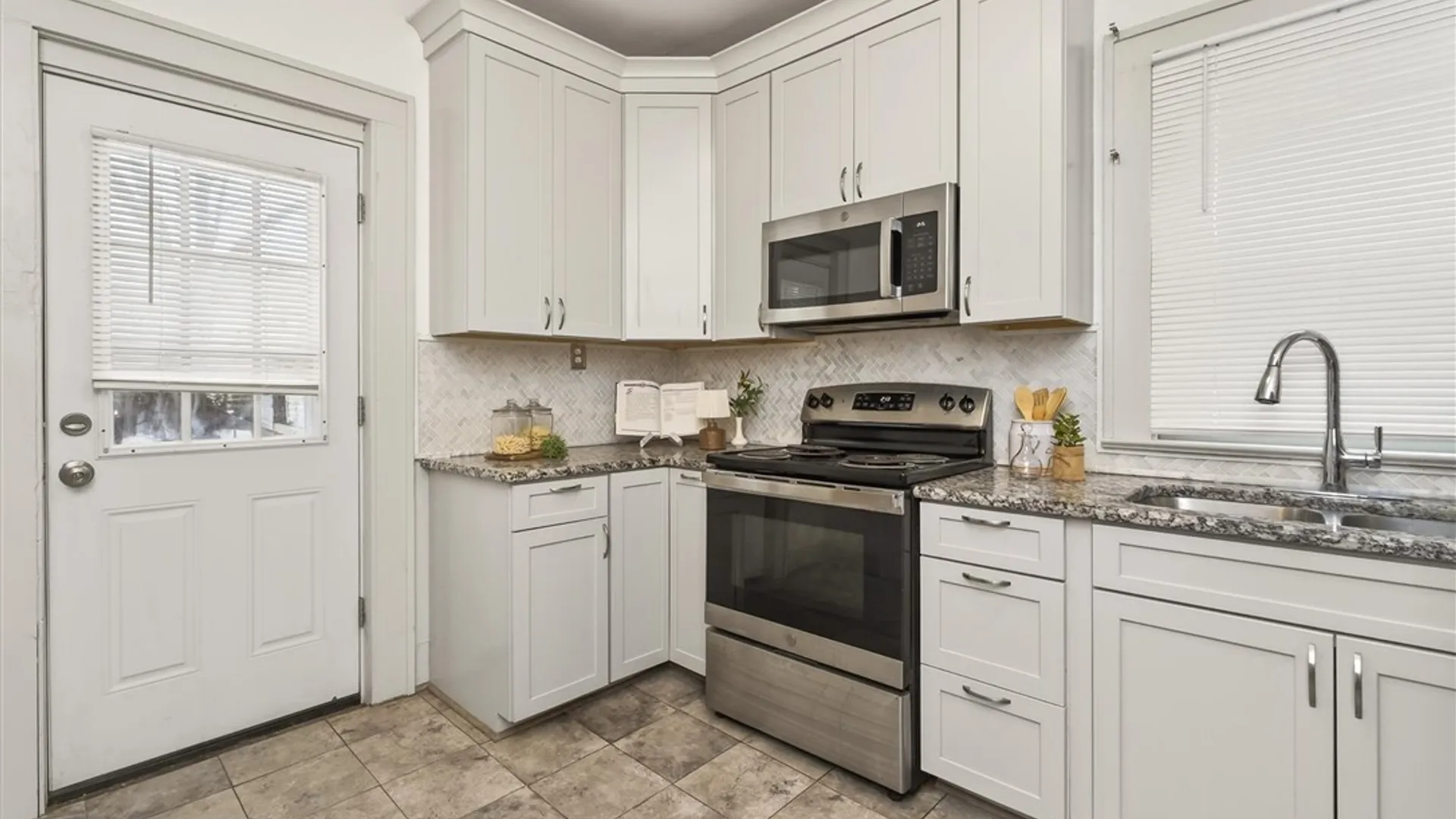 Property at 305 Aldine Street, Rochester, NY 14619 16