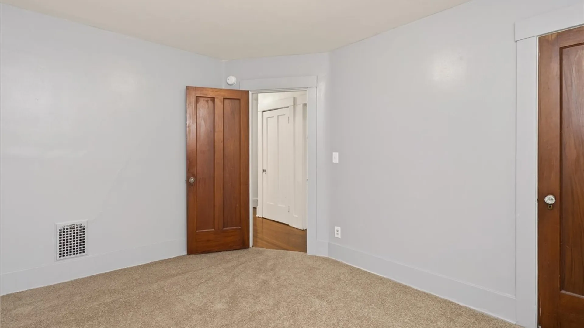 Property at 305 Aldine Street, Rochester, NY 14619 27