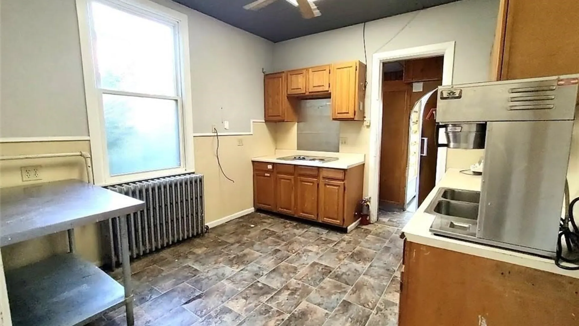 Property at 543 Park Avenue, Buffalo, NY 14204 11