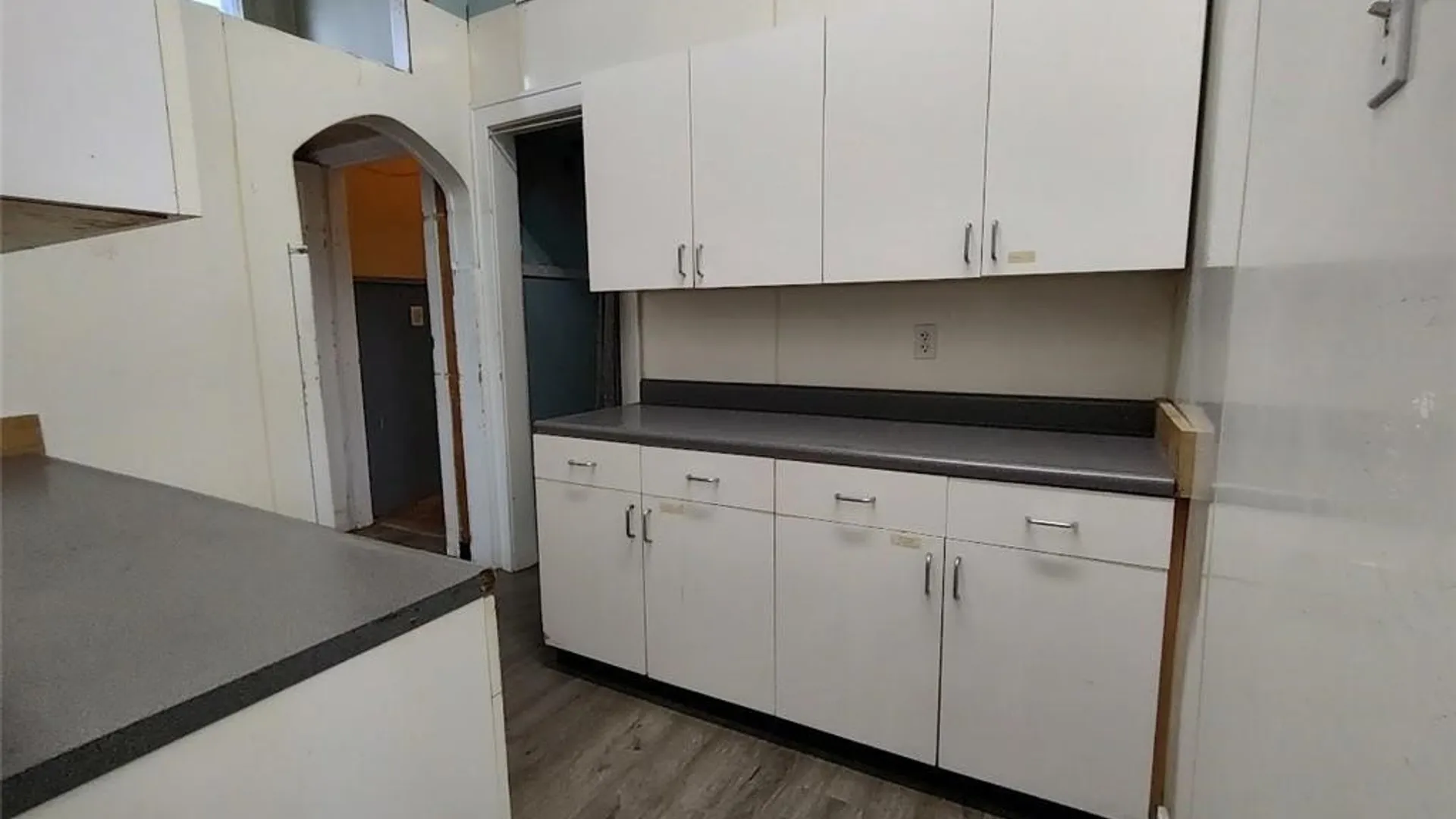 Property at 543 Park Avenue, Buffalo, NY 14204 13