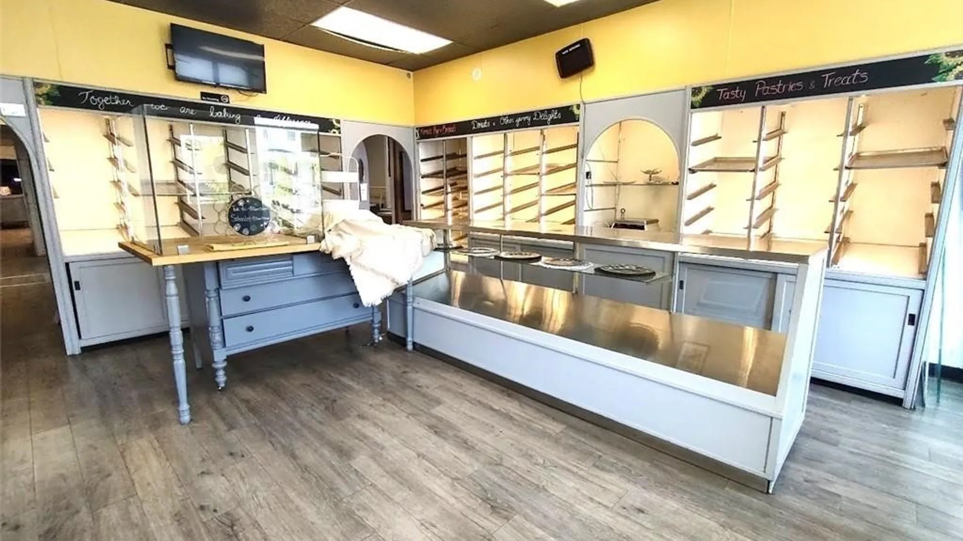 Property at 543 Park Avenue, Buffalo, NY 14204 5