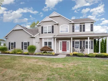 Property at 5 Alton Way, Henrietta, NY 14586