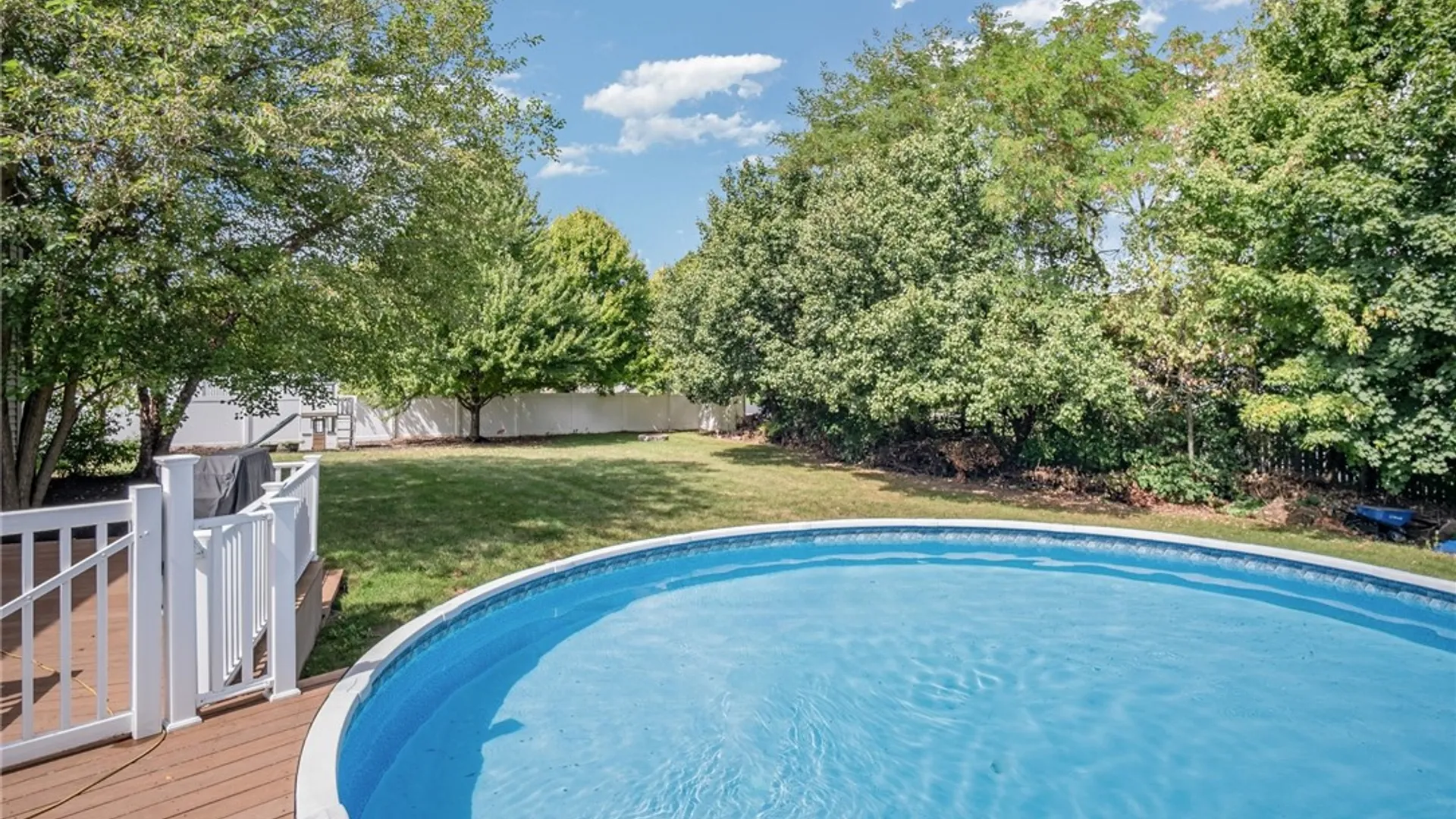 Property at 5 Alton Way, Henrietta, NY 14586 36