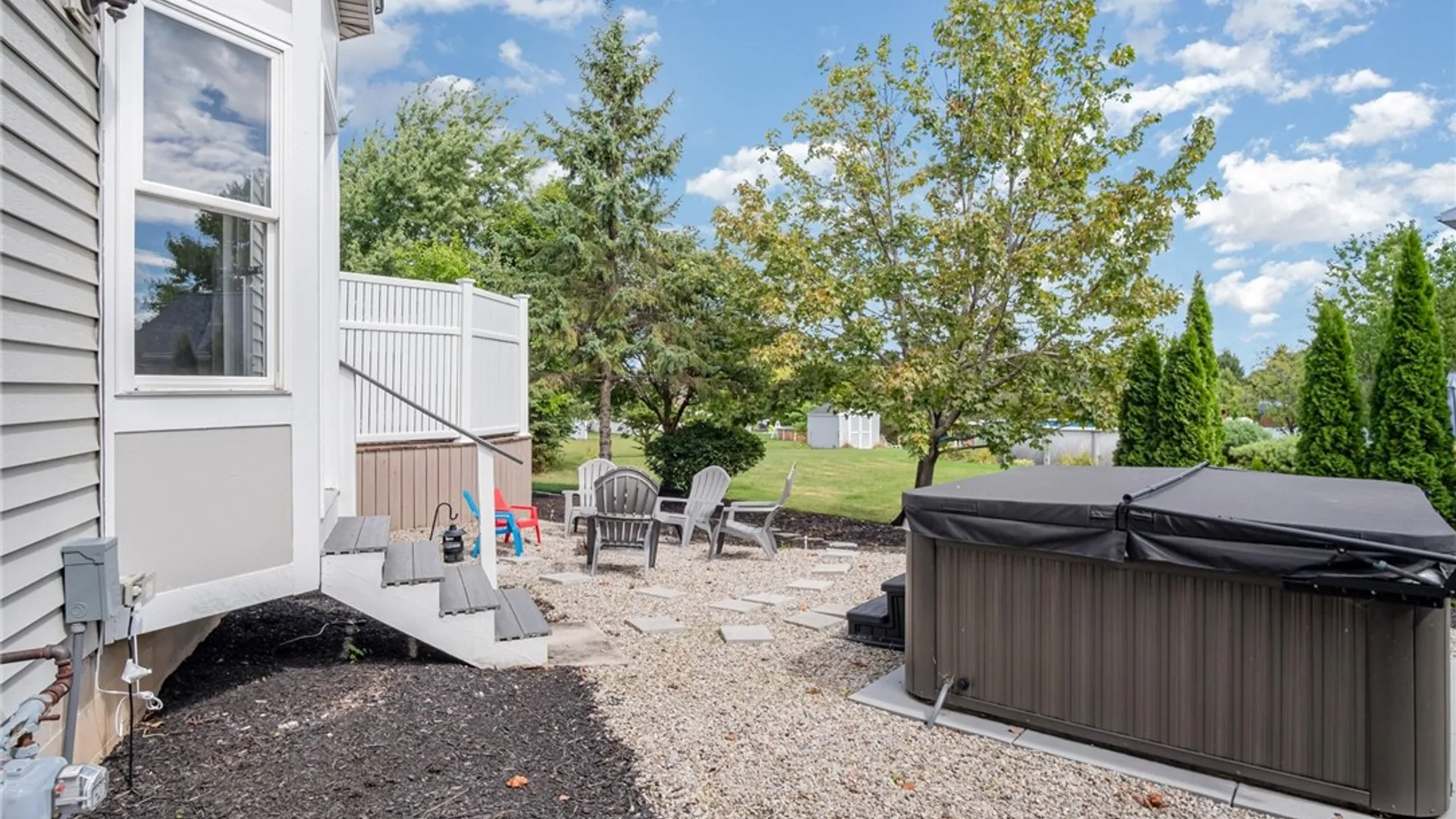 Property at 5 Alton Way, Henrietta, NY 14586 39