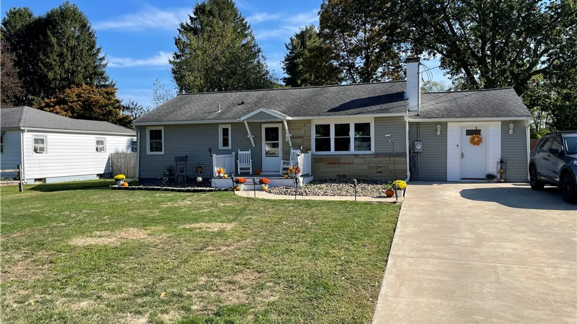 Property at 819 Sunset Drive, Elmira, NY 14905 4