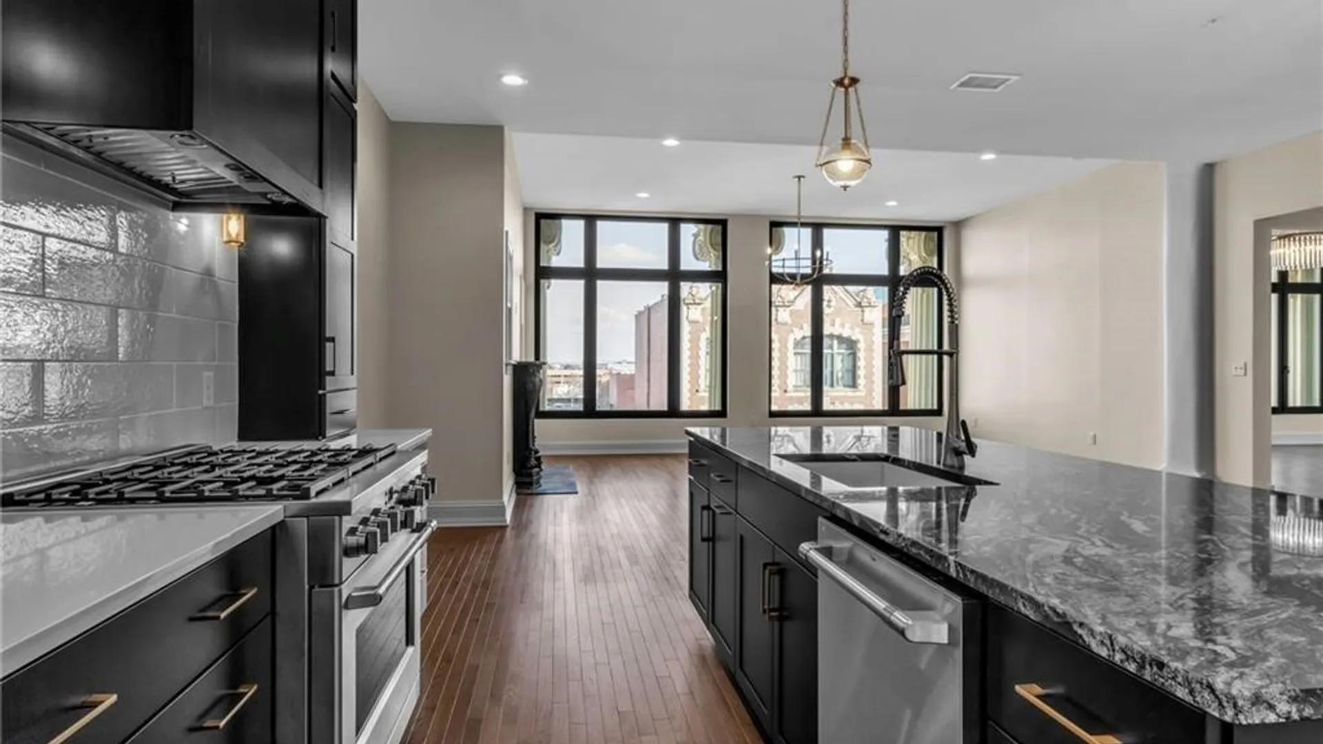 Property at 674 Main Street, Buffalo, NY 14202 16