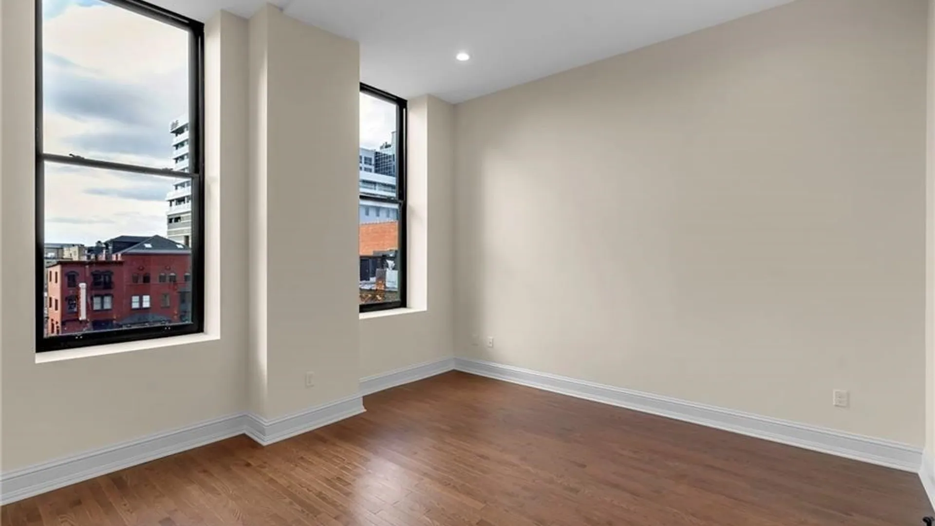 Property at 674 Main Street, Buffalo, NY 14202 34