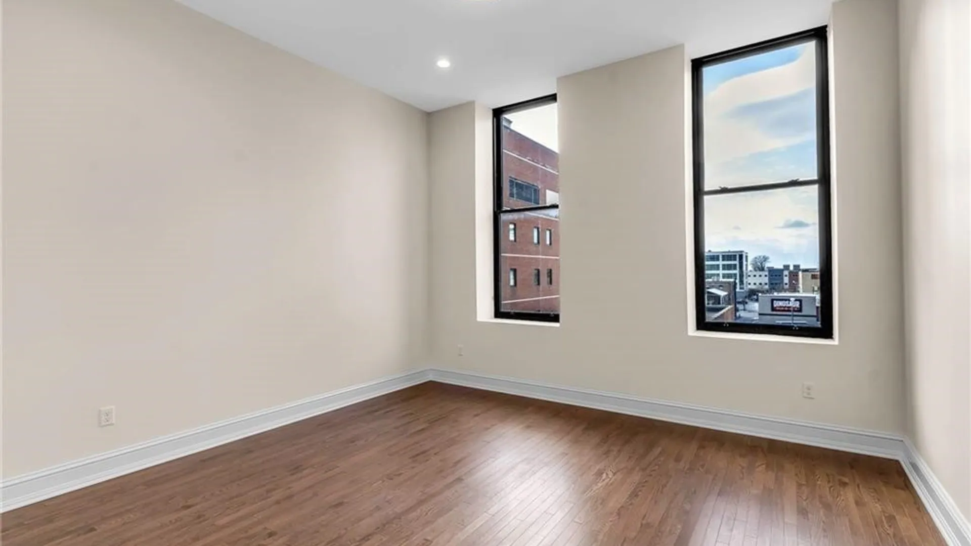 Property at 674 Main Street, Buffalo, NY 14202 36