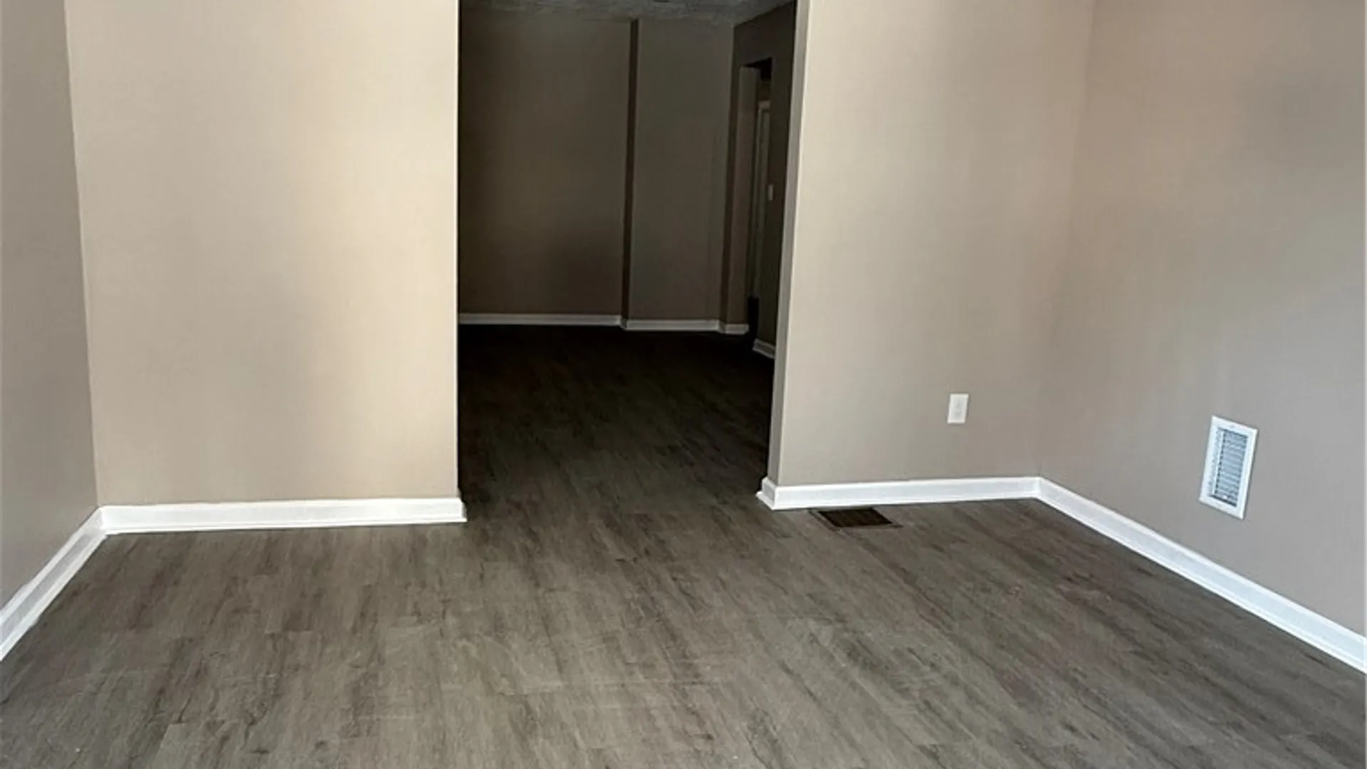 Property at 195 5th Street, Rochester, NY 14605 2