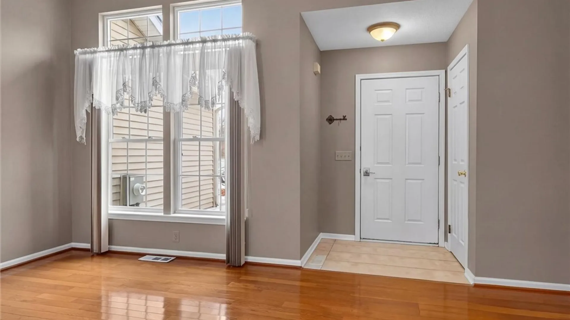 Property at 86 Amberwood Place, Greece, NY 14626 13