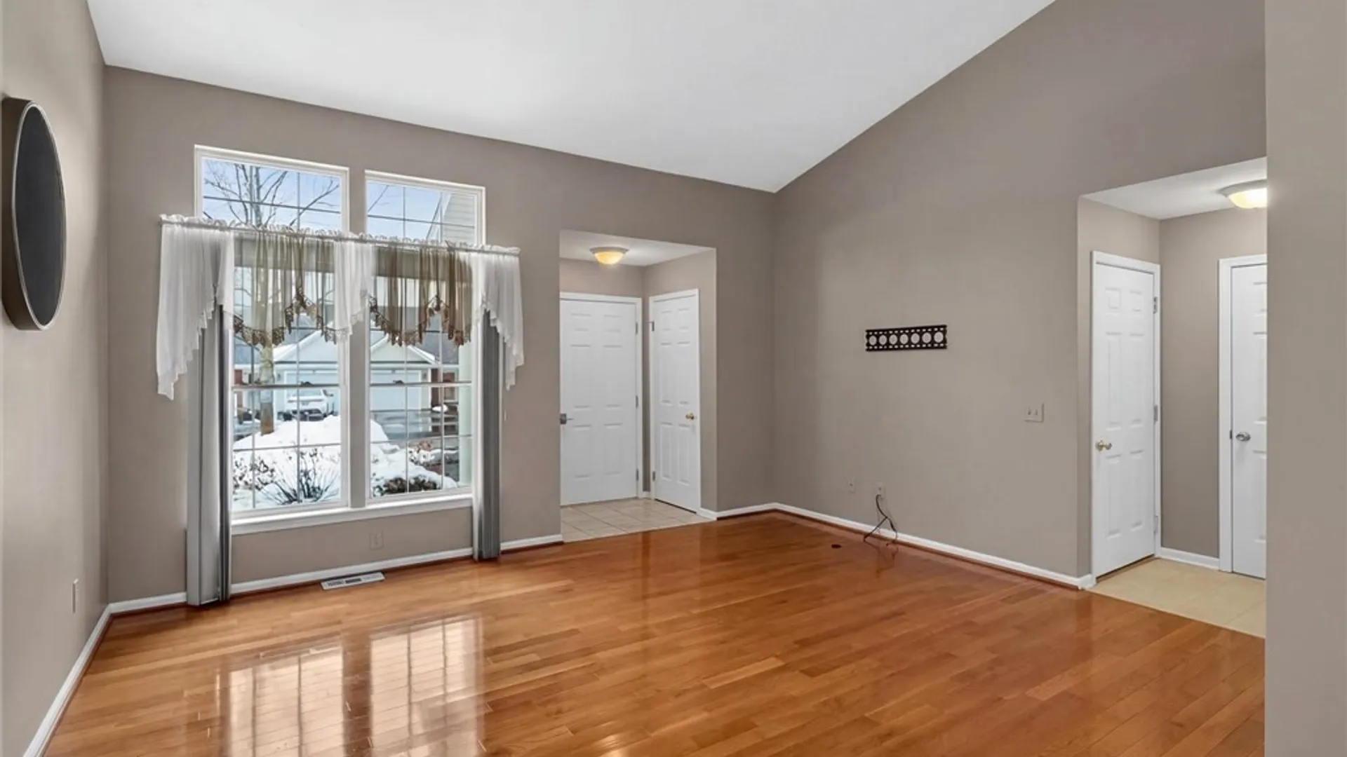 Property at 86 Amberwood Place, Greece, NY 14626 15