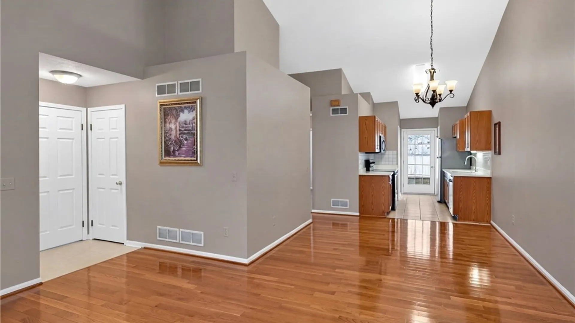Property at 86 Amberwood Place, Greece, NY 14626 18