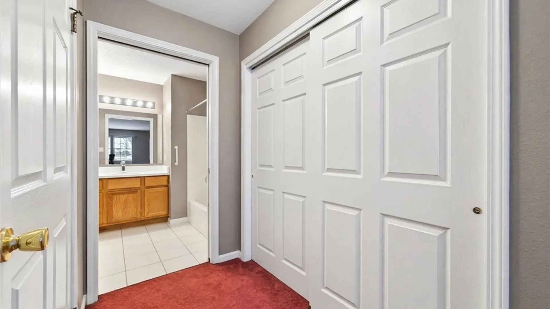 Property at 86 Amberwood Place, Greece, NY 14626 25