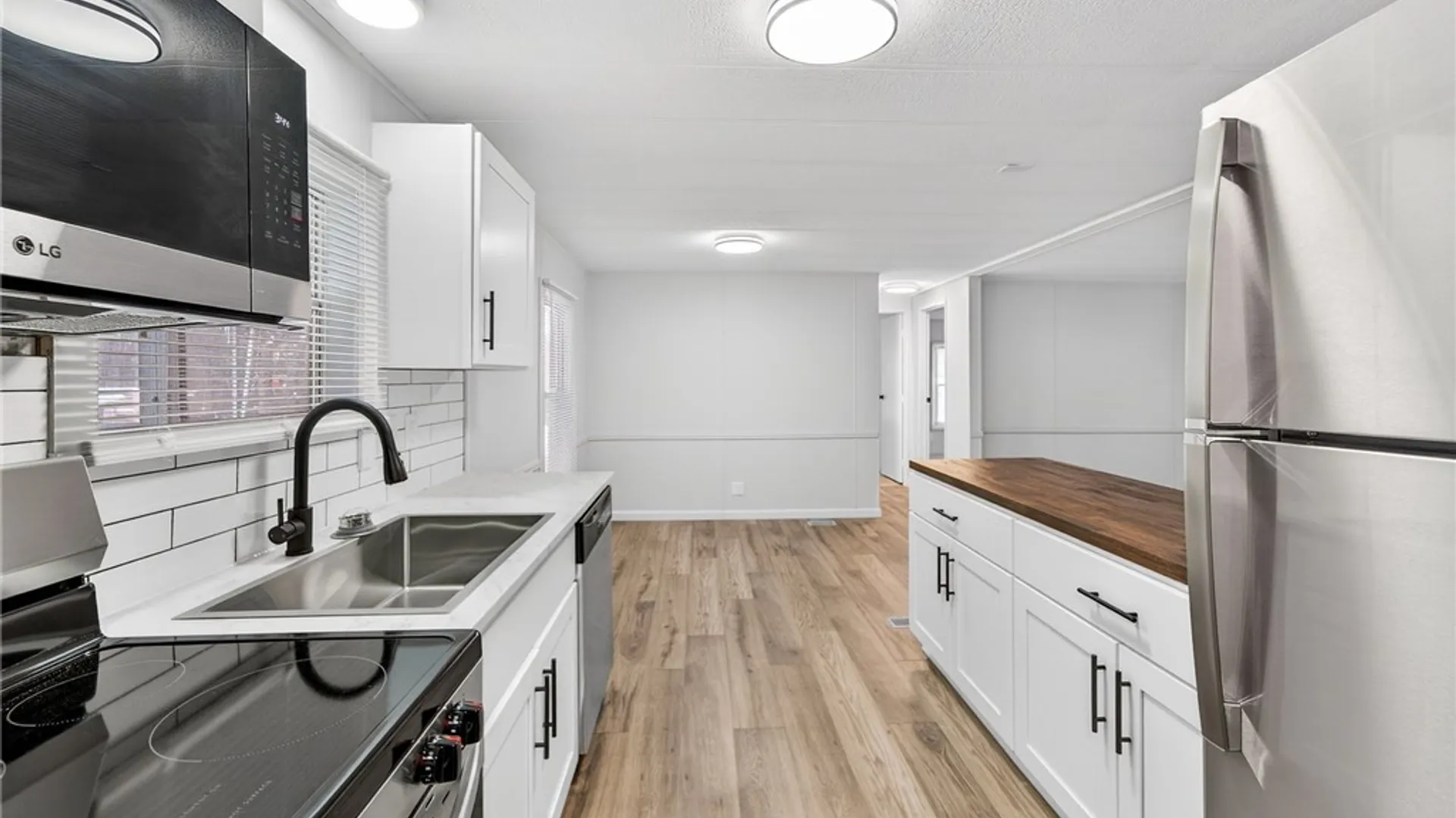 Property at 9 Oakside Drive, Penfield, NY 14625 12