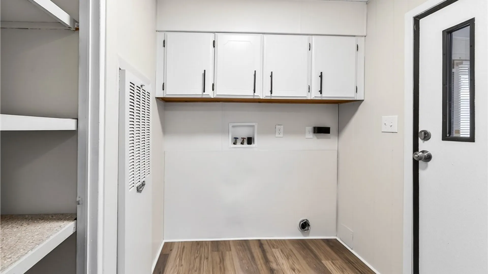 Property at 9 Oakside Drive, Penfield, NY 14625 17