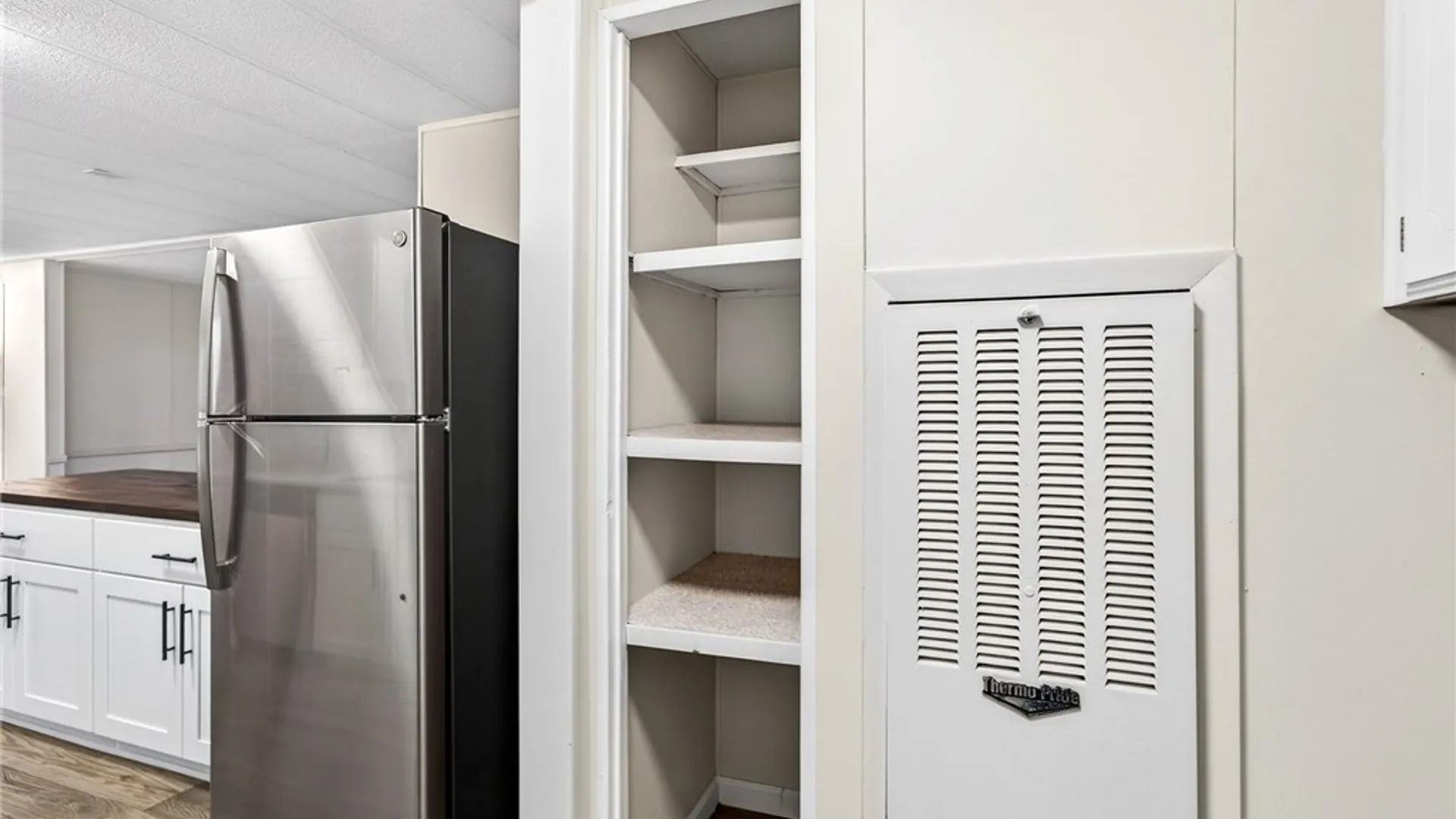 Property at 9 Oakside Drive, Penfield, NY 14625 19