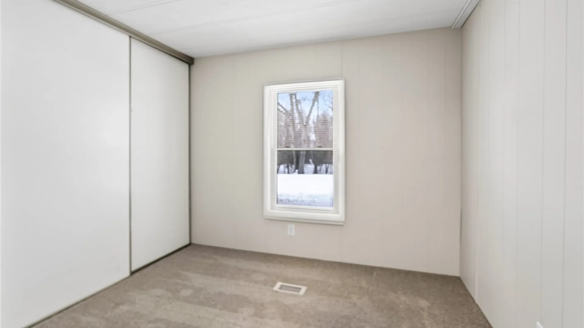 Property at 9 Oakside Drive, Penfield, NY 14625 32