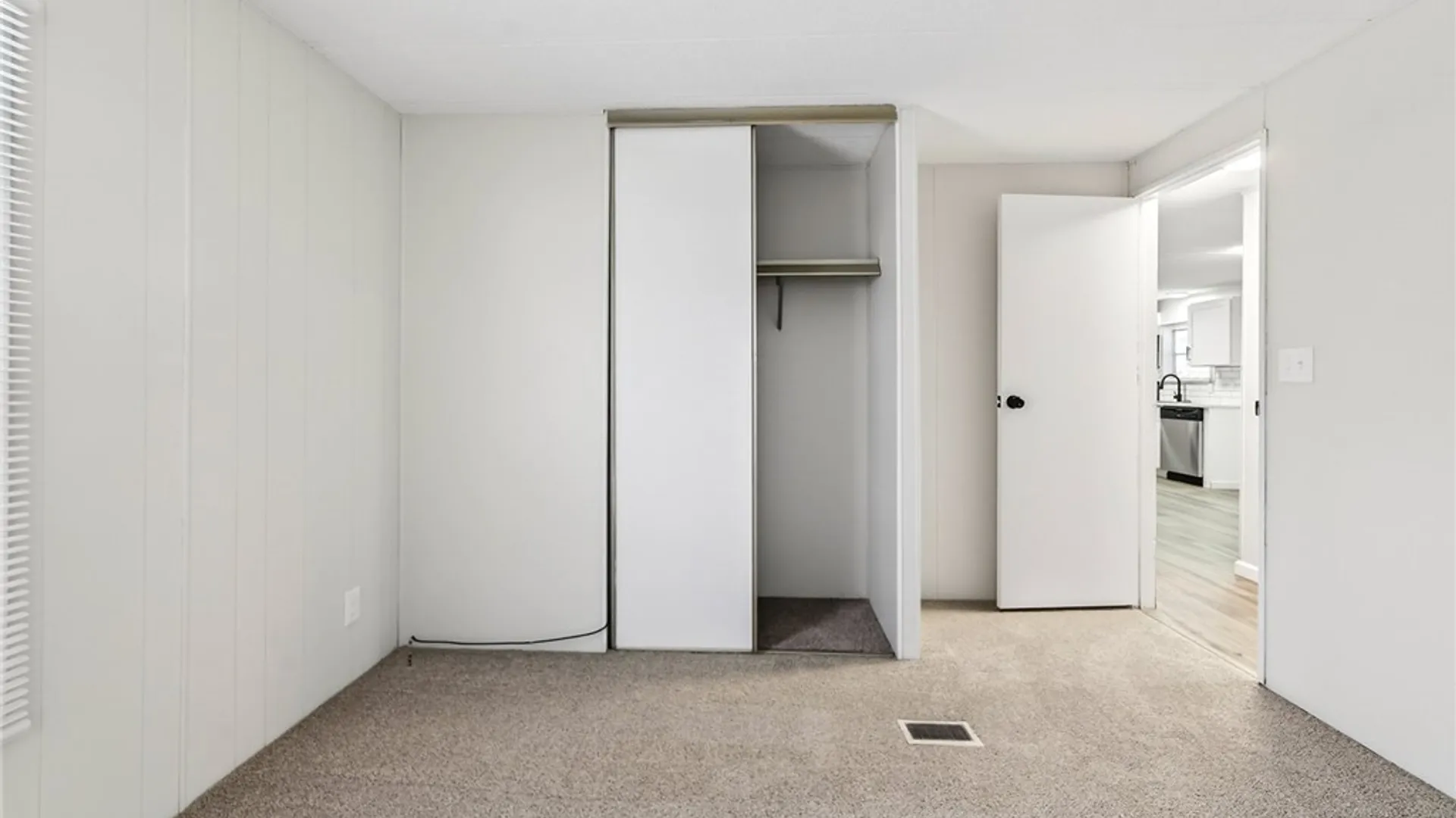 Property at 9 Oakside Drive, Penfield, NY 14625 36