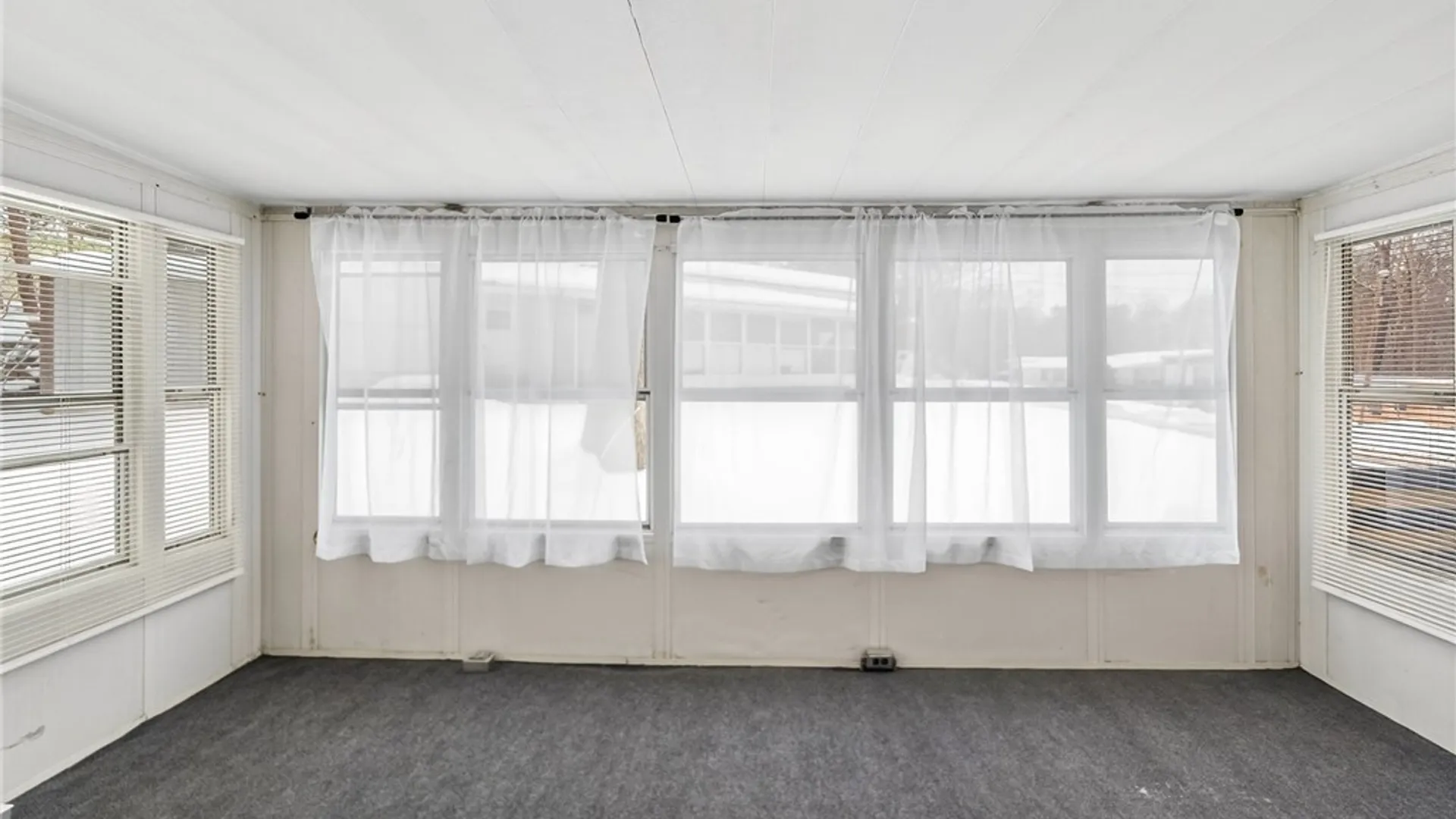 Property at 9 Oakside Drive, Penfield, NY 14625 39