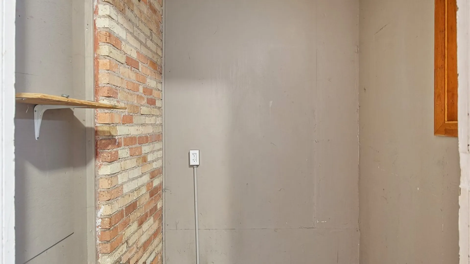 Property at 76 Genesee Street, Auburn, NY 13021 34