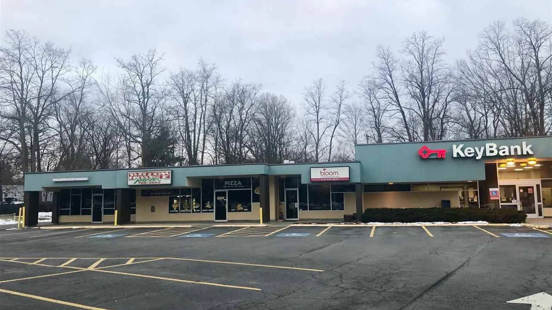 Property at 5 Maple Rd, Voorheesville, NY 12186 4