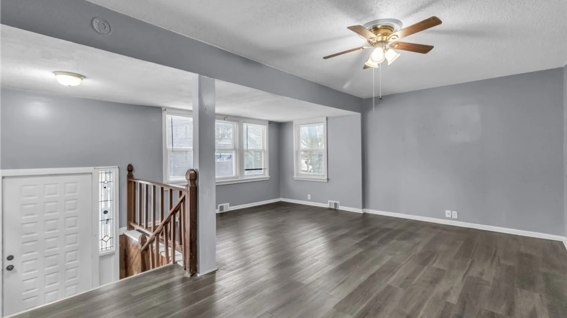 Property at 15 Blum Avenue, Buffalo, NY 14216 4