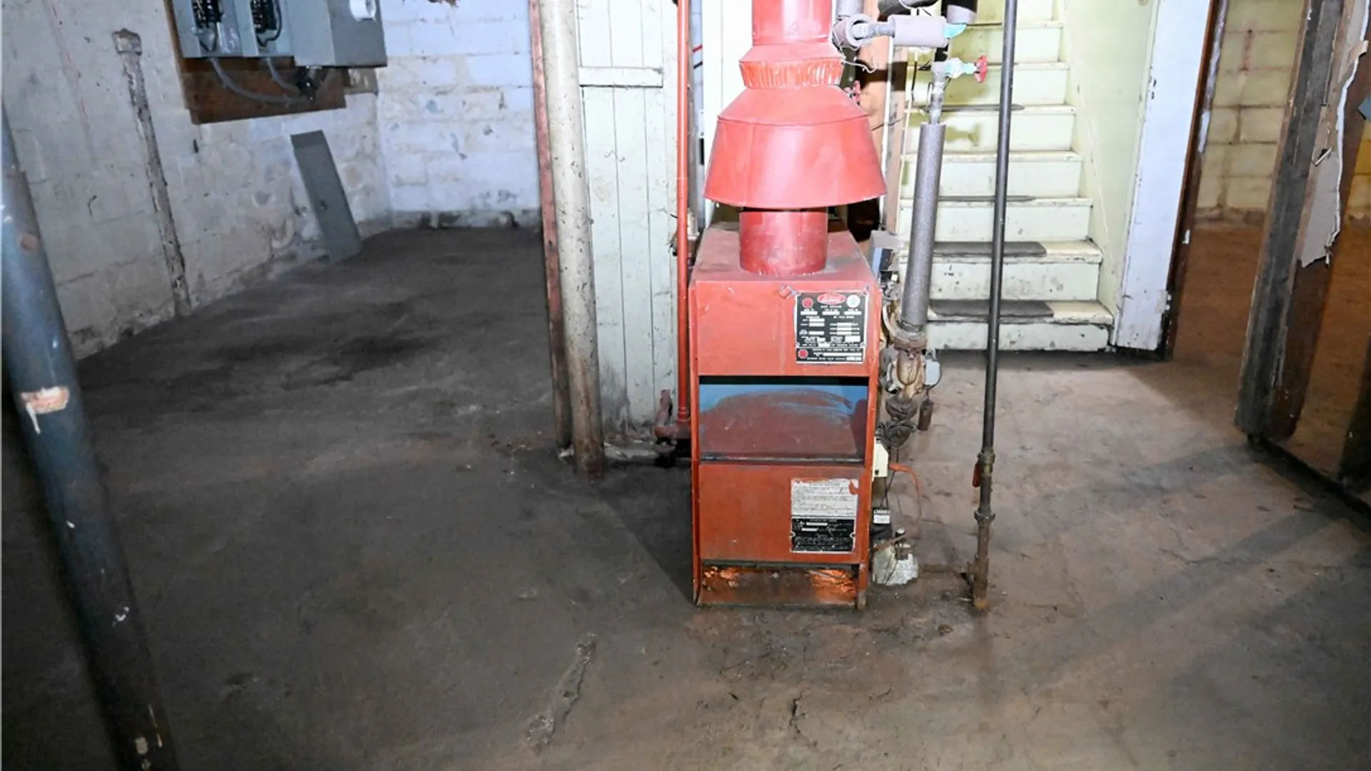 Property at 606 Monroe Avenue, Rochester, NY 14607 15