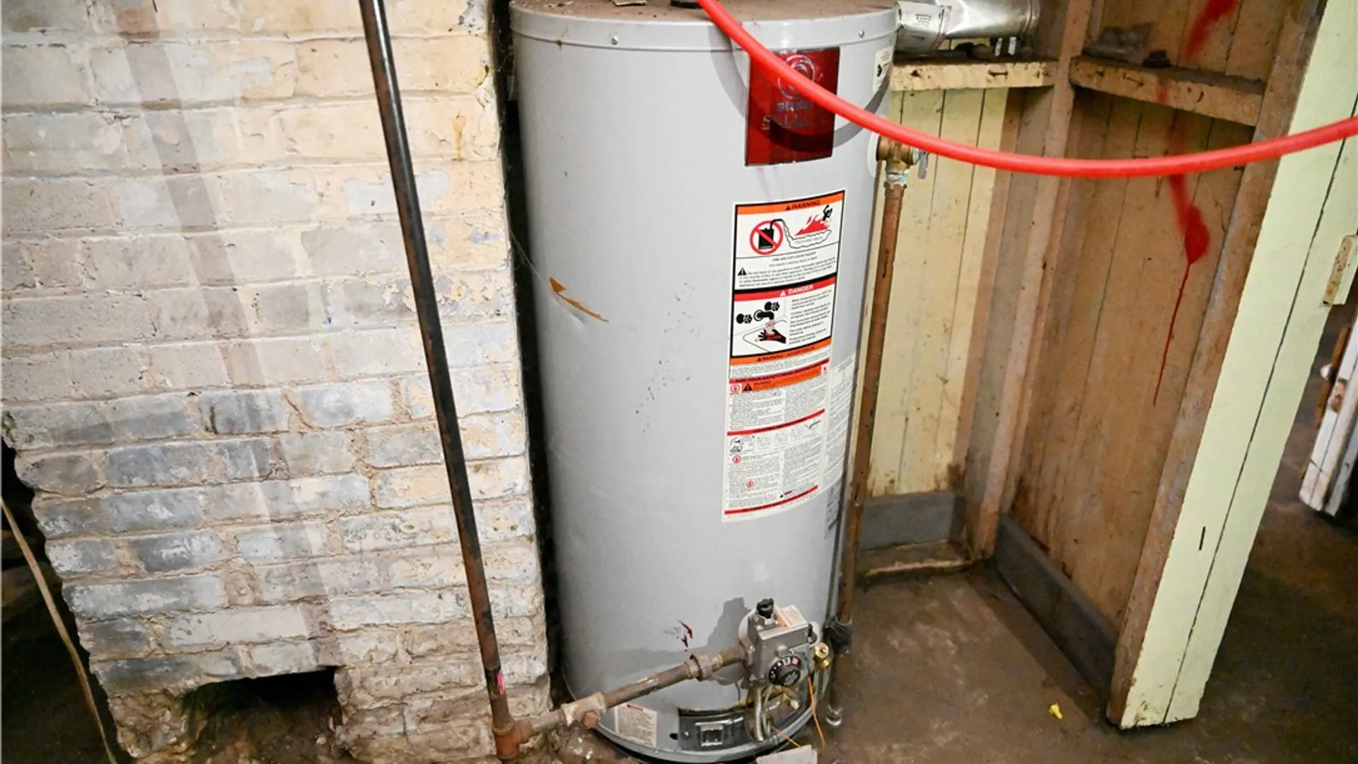 Property at 606 Monroe Avenue, Rochester, NY 14607 16