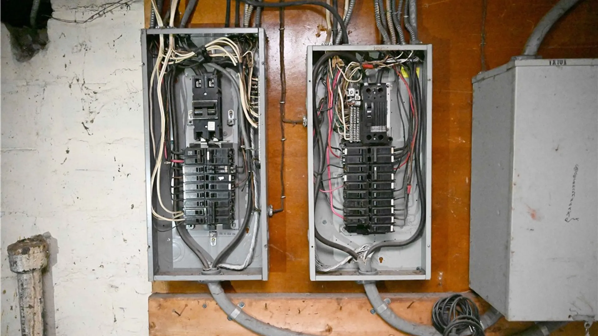 Property at 606 Monroe Avenue, Rochester, NY 14607 17