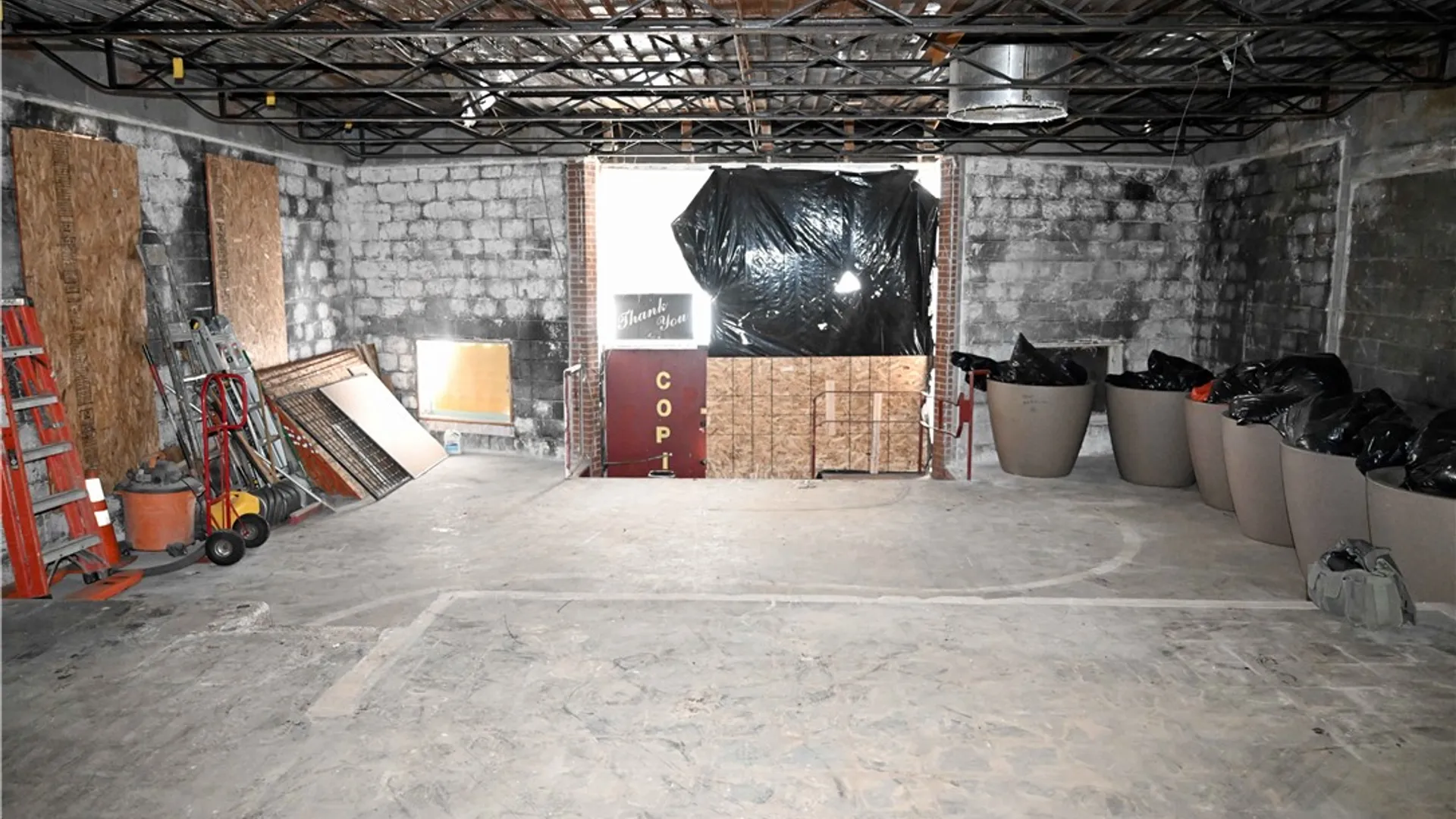 Property at 606 Monroe Avenue, Rochester, NY 14607 4