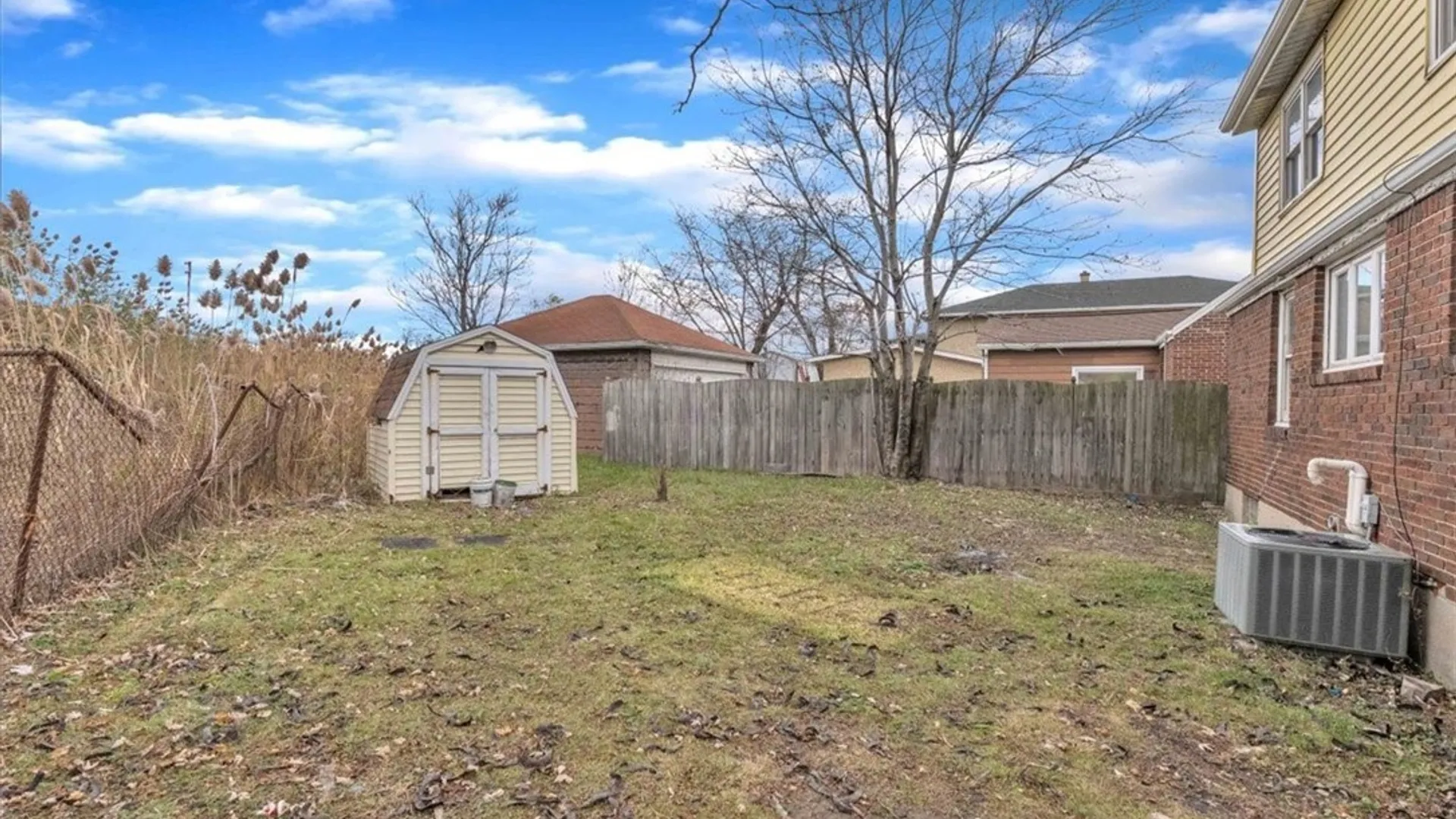 Property at 428 Beach Road, Cheektowaga, NY 14225 3