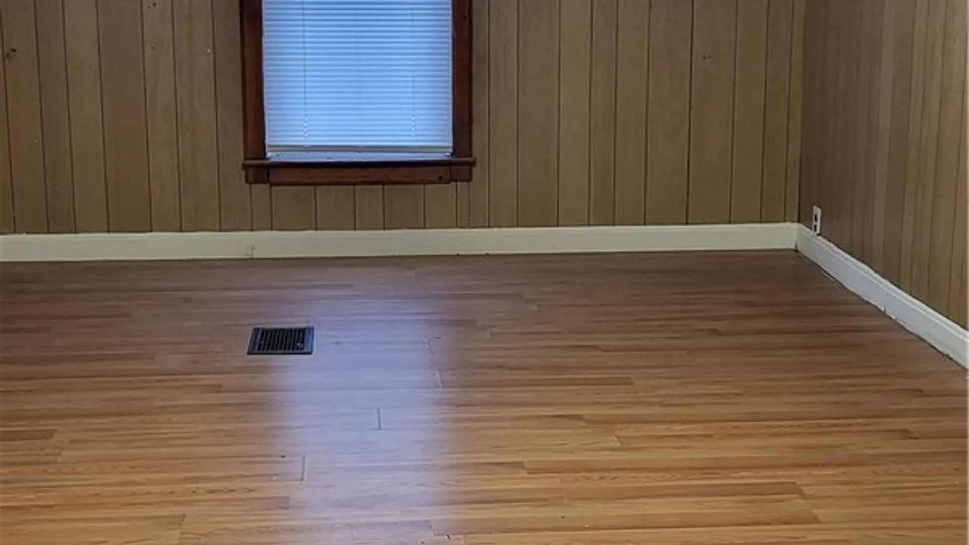 Property at 240 78th Street, Niagara Falls, NY 14304 15