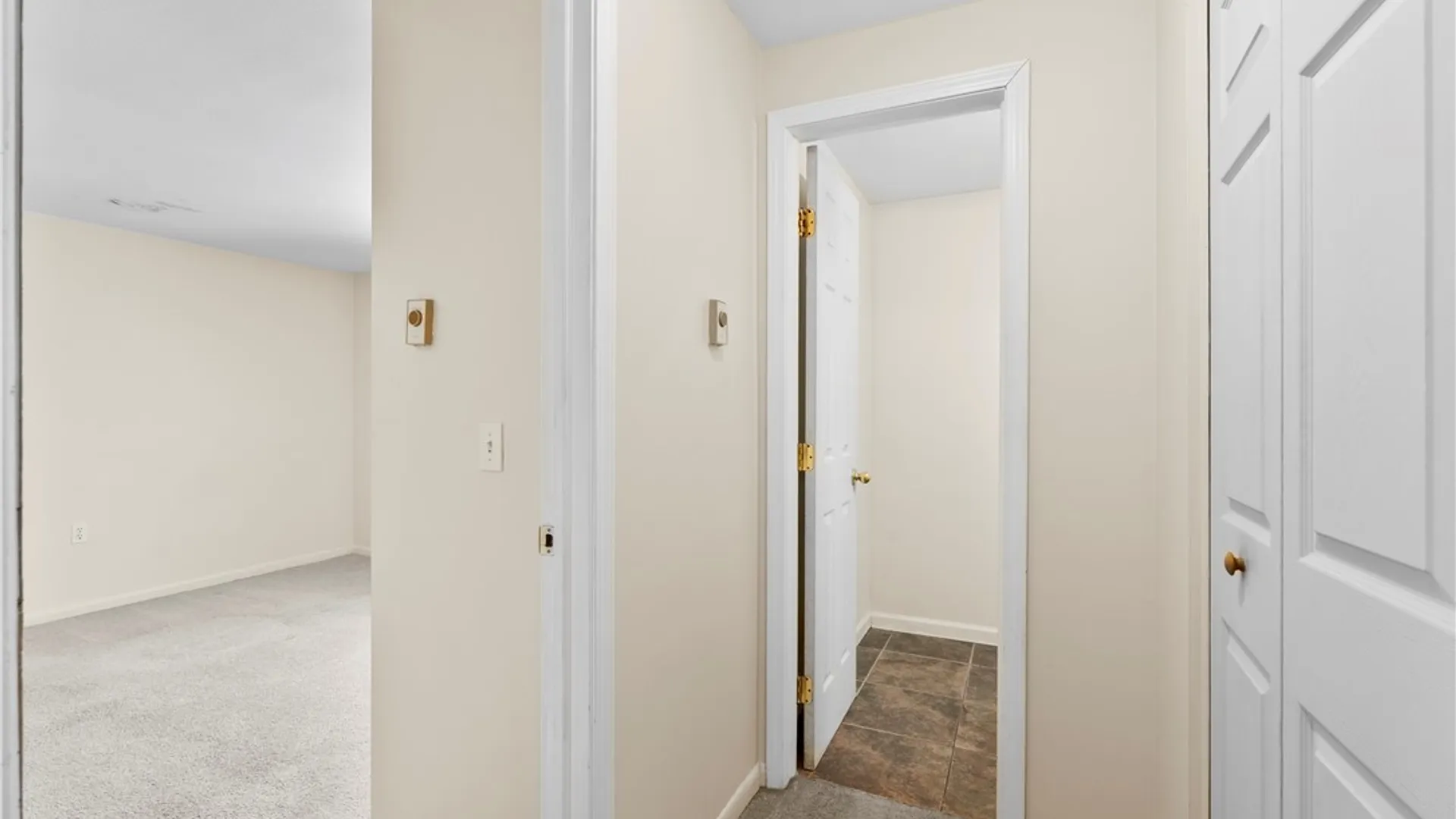 Property at 240 Watertree Drive, DeWitt, NY 13057 21