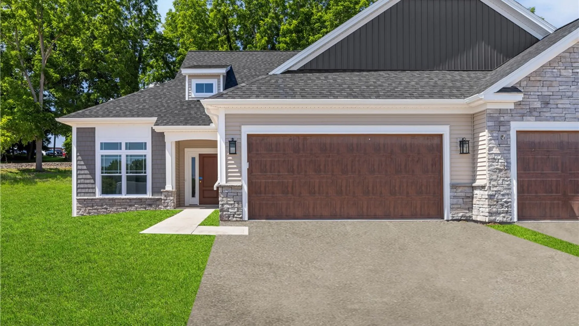 Property at 4 Eagle Hollow, Perinton, NY 14526 2