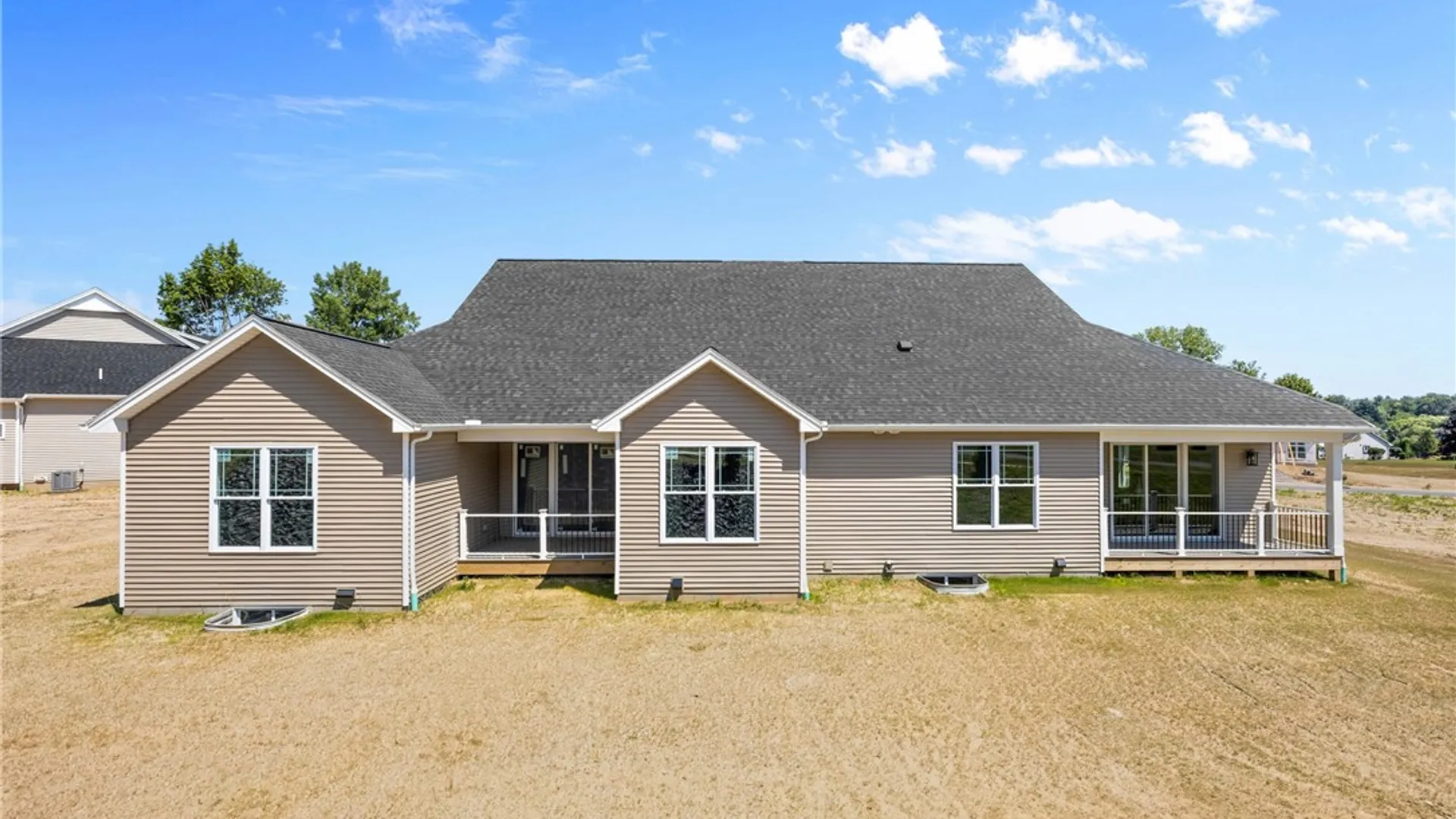 Property at 4 Eagle Hollow, Perinton, NY 14526 30