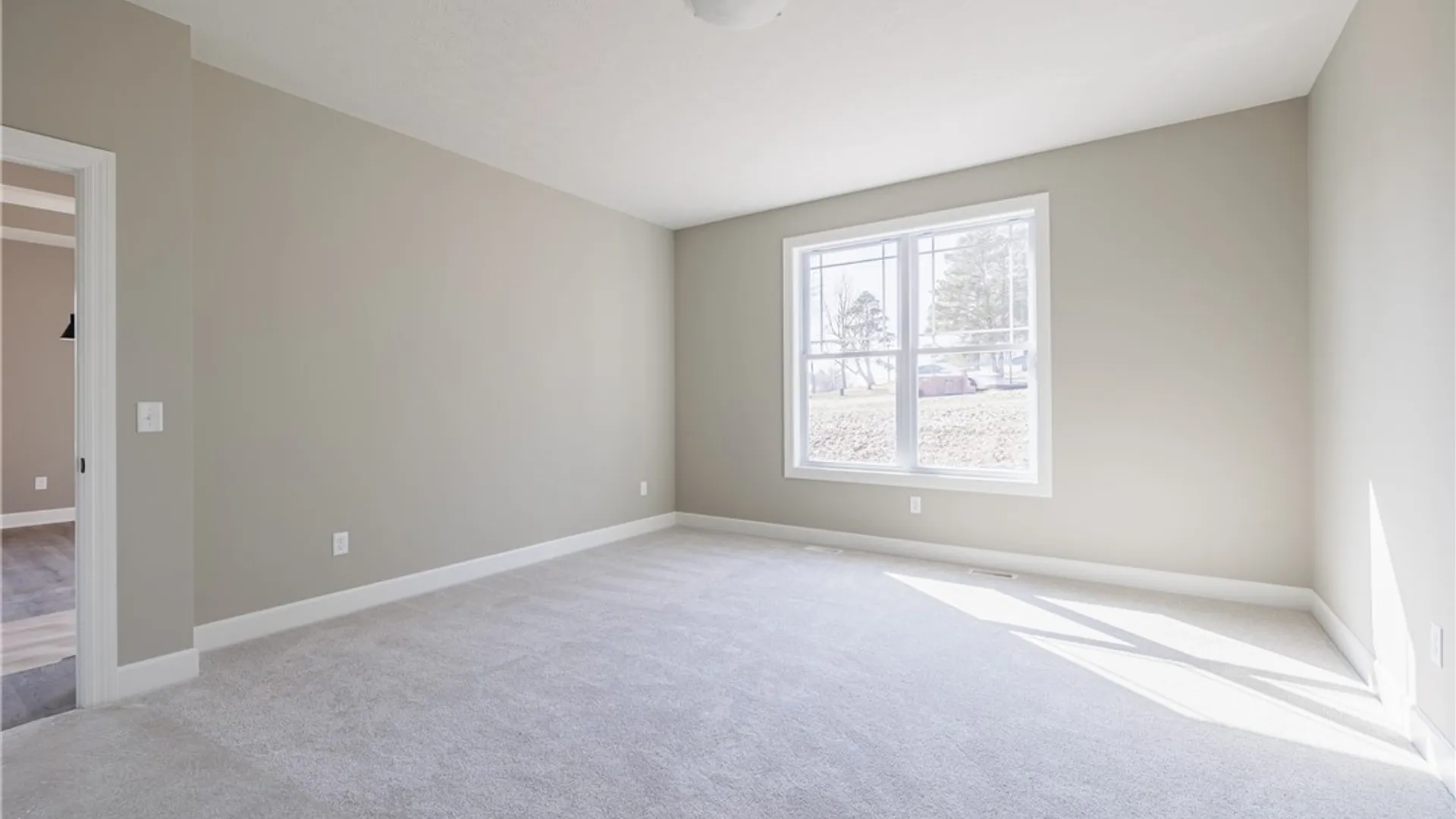 Property at 6 Eagle Hollow, Perinton, NY 14526 22