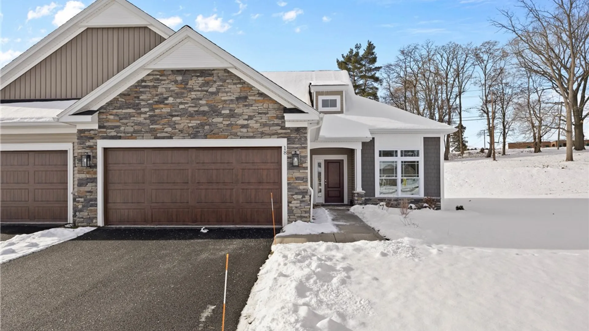 Property at 17 Eagle Hollow, Perinton, NY 14526 4