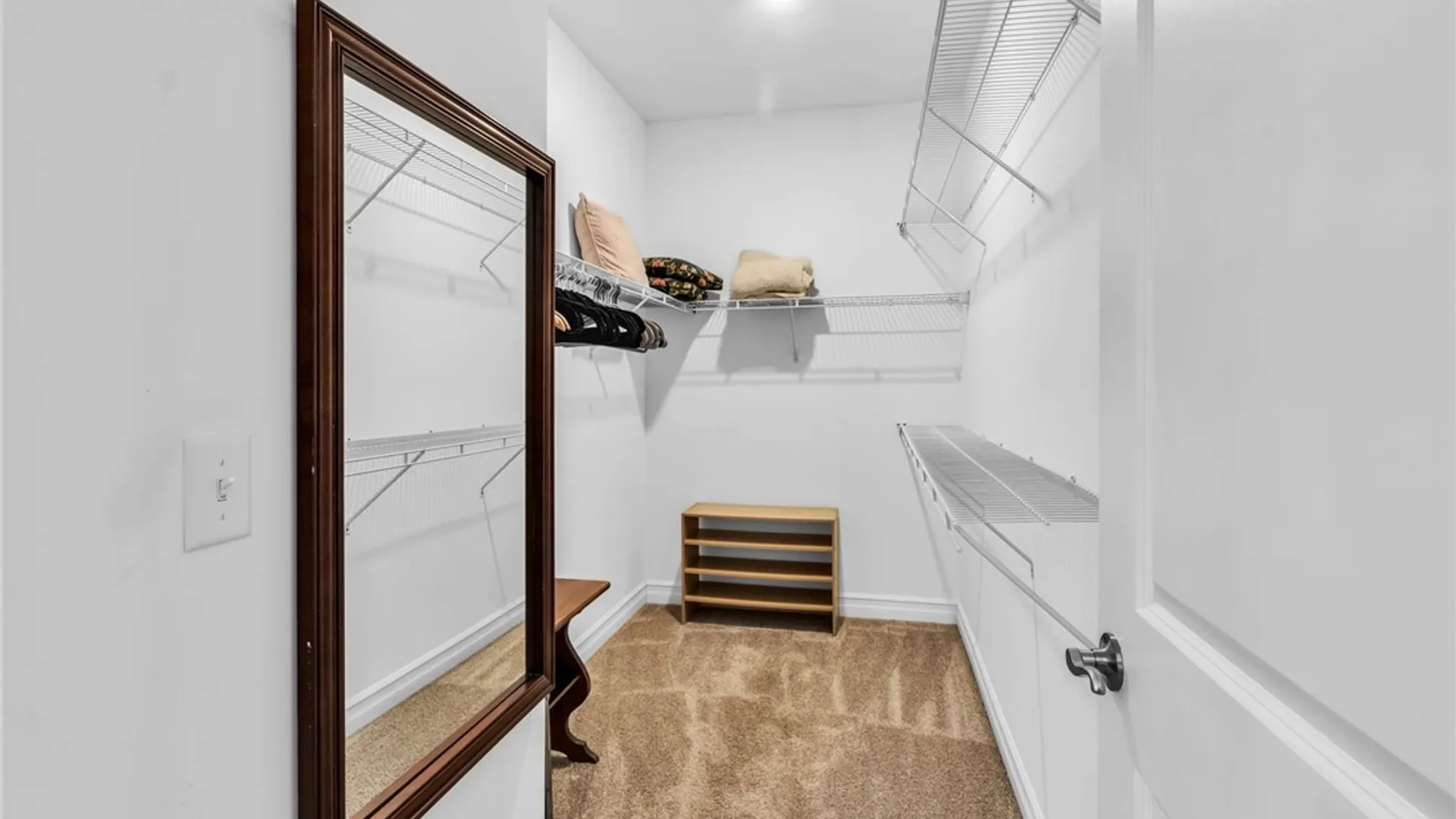 Property at 9423 Heritage Path, Clarence, NY 14032 18