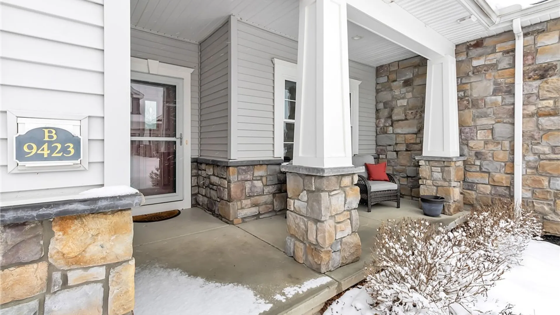 Property at 9423 Heritage Path, Clarence, NY 14032 2