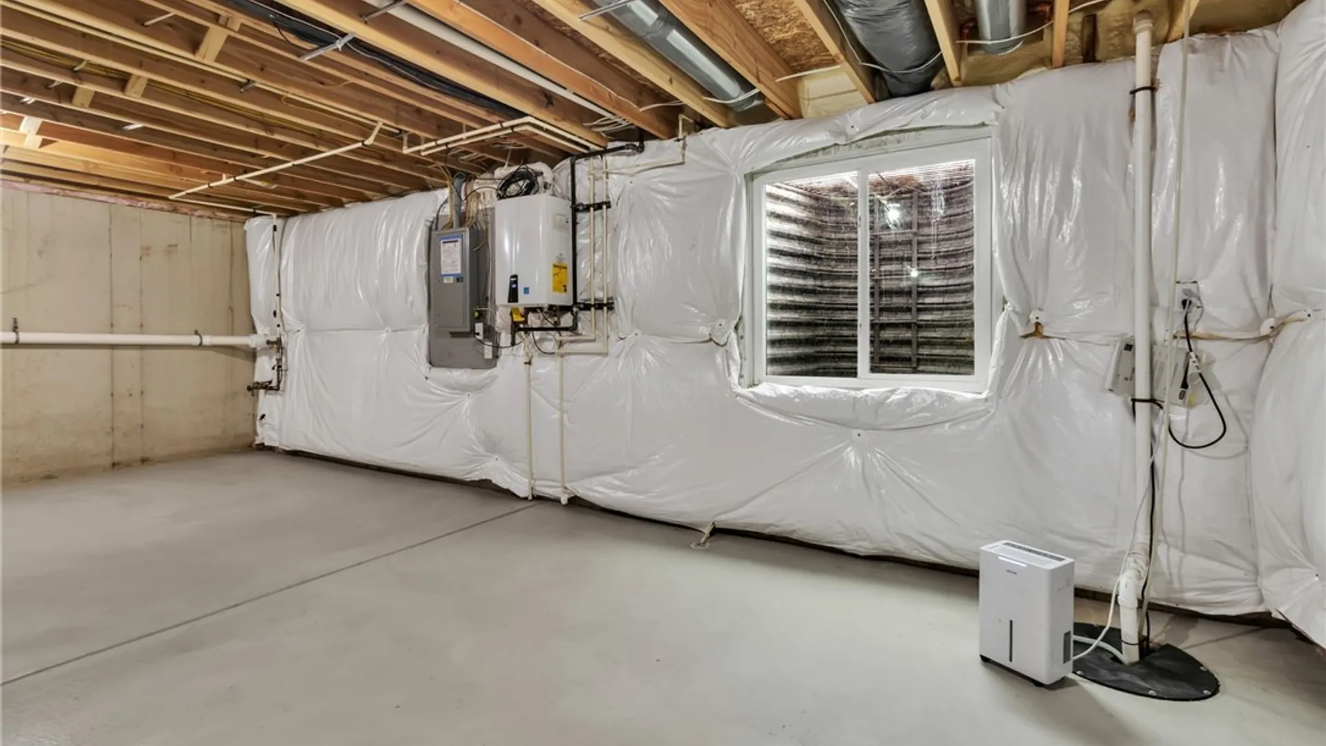 Property at 9423 Heritage Path, Clarence, NY 14032 34