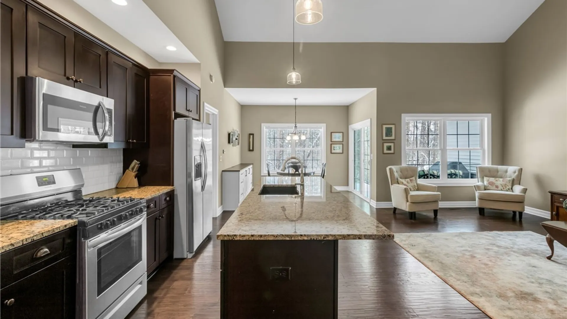 Property at 9423 Heritage Path, Clarence, NY 14032 6