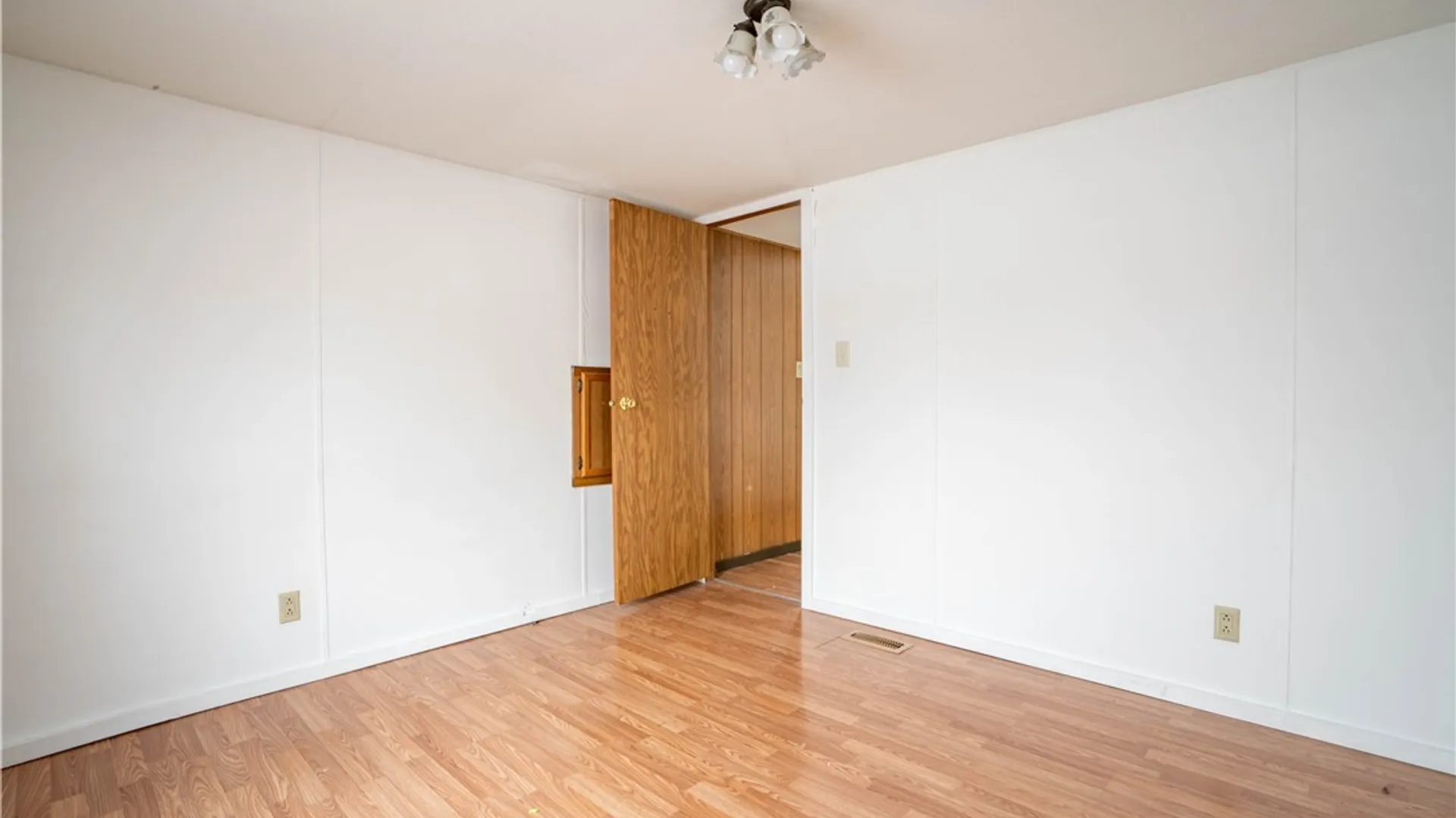 Property at 108 Mountain View Lane, German Flatts, NY 13407 13