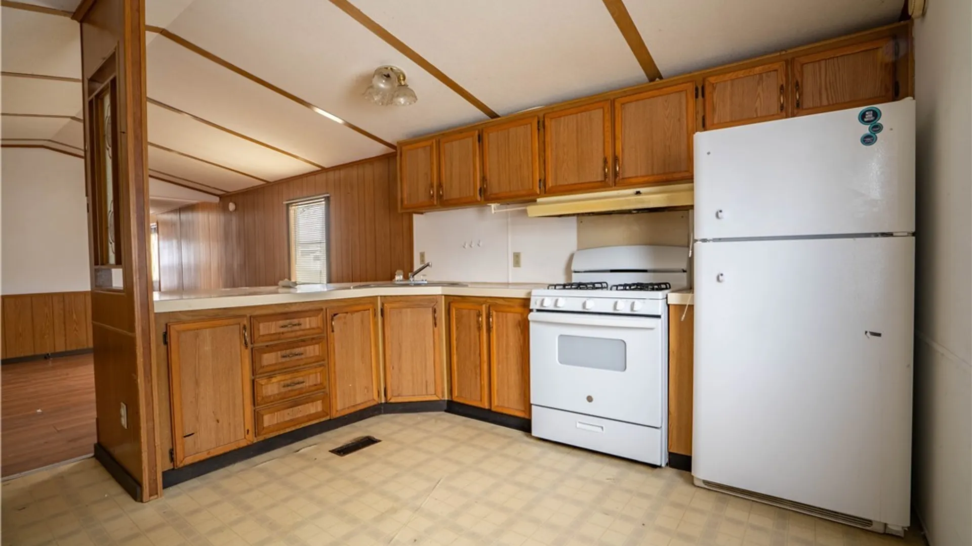 Property at 108 Mountain View Lane, German Flatts, NY 13407 6