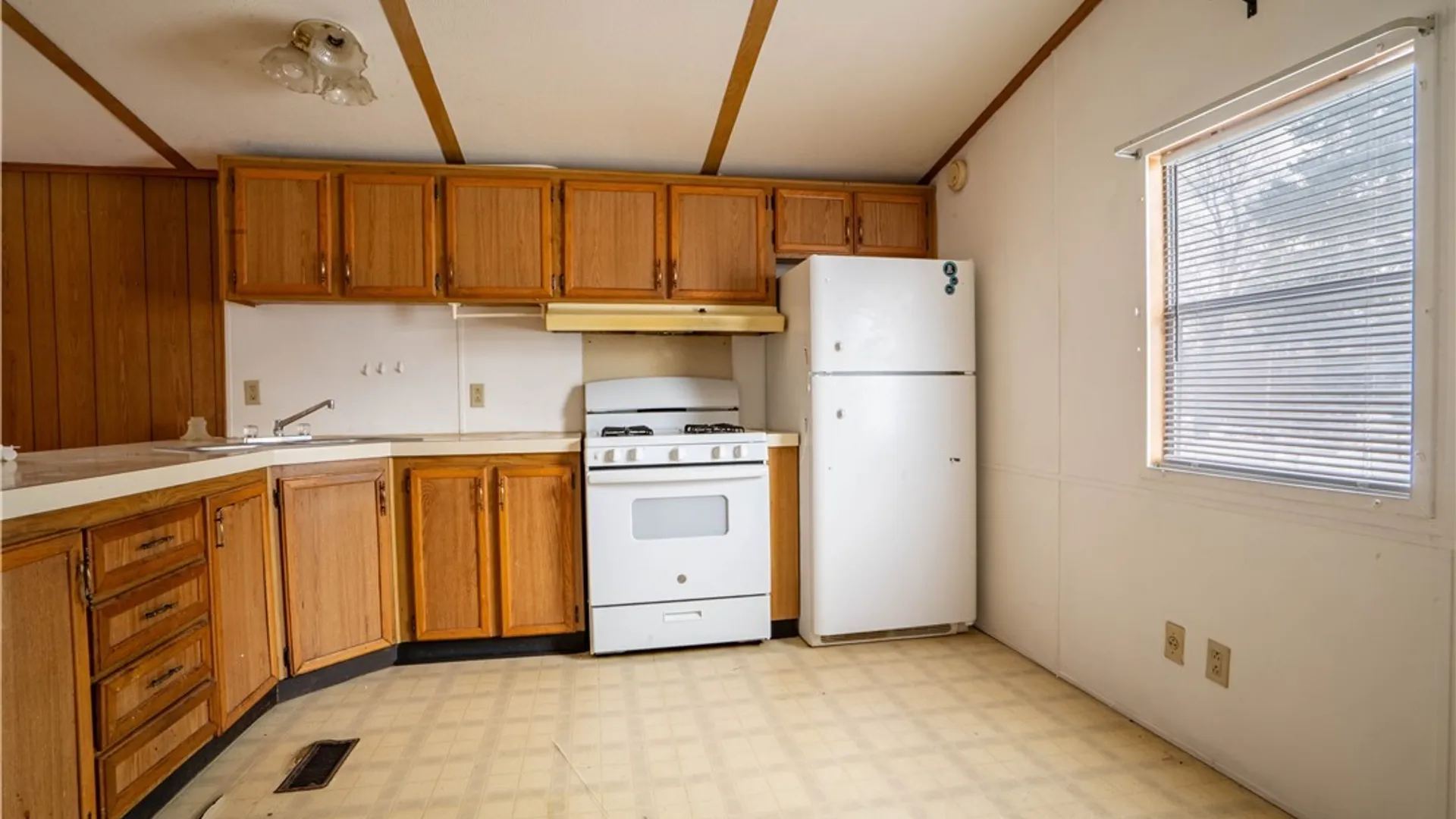 Property at 108 Mountain View Lane, German Flatts, NY 13407 7