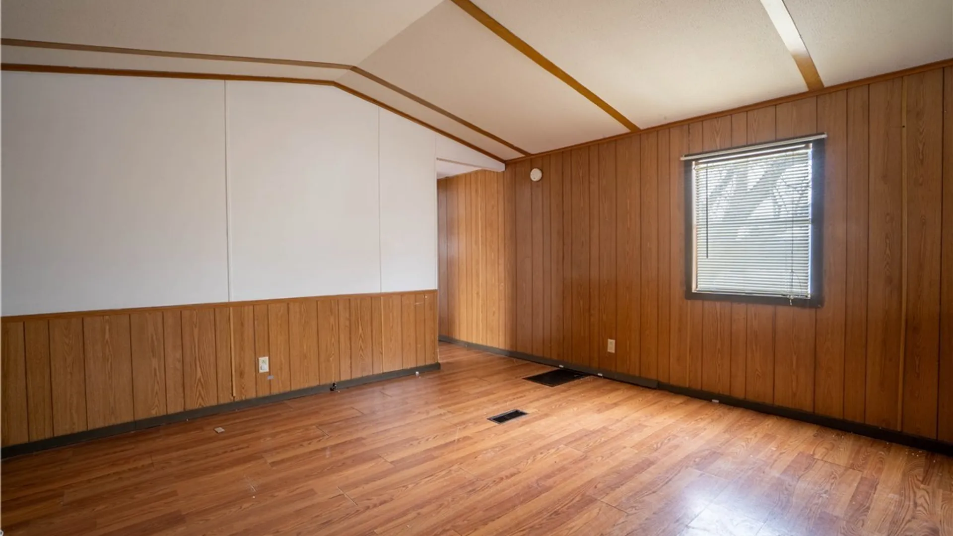 Property at 108 Mountain View Lane, German Flatts, NY 13407 8